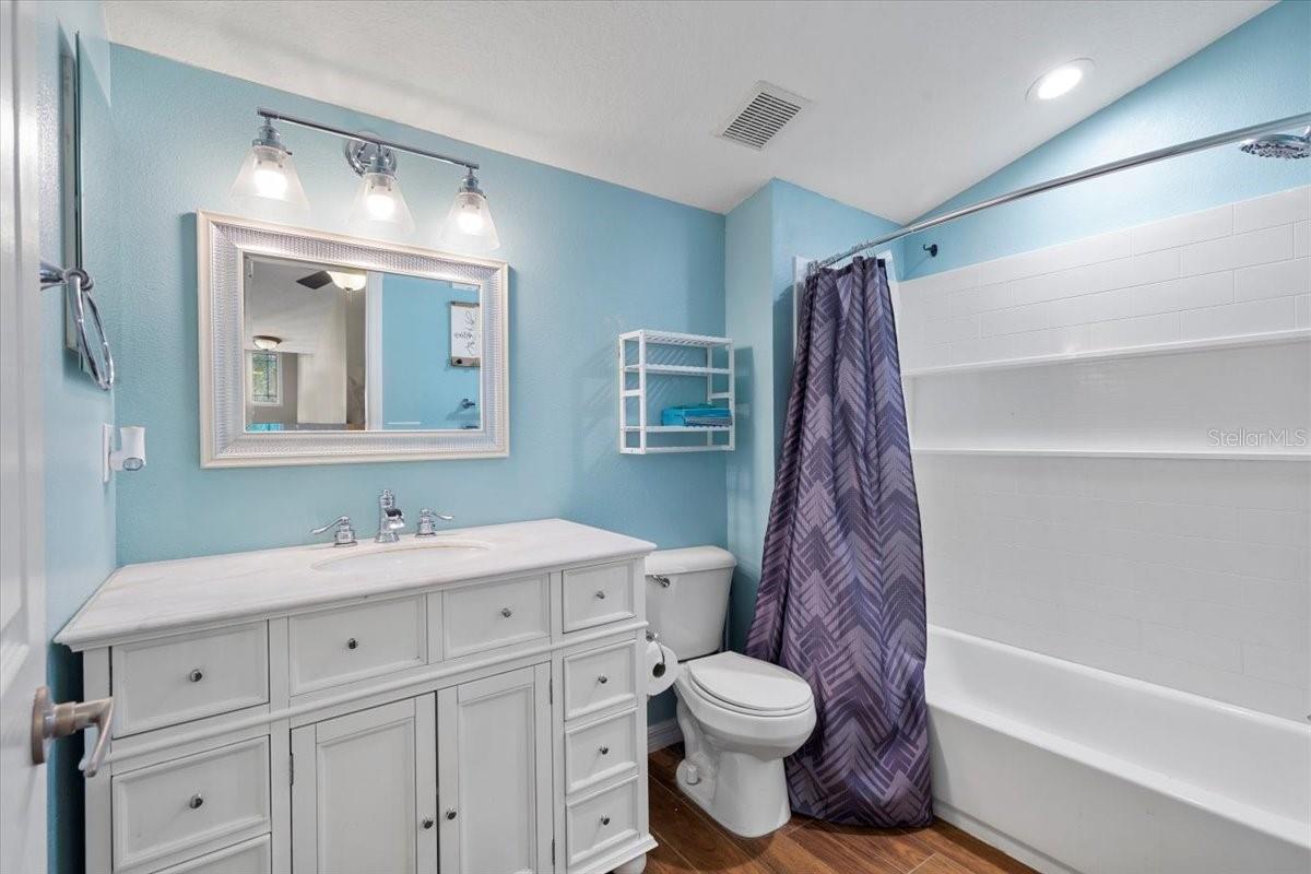 Image 16 of 24 For 6230 Gannetdale Drive
