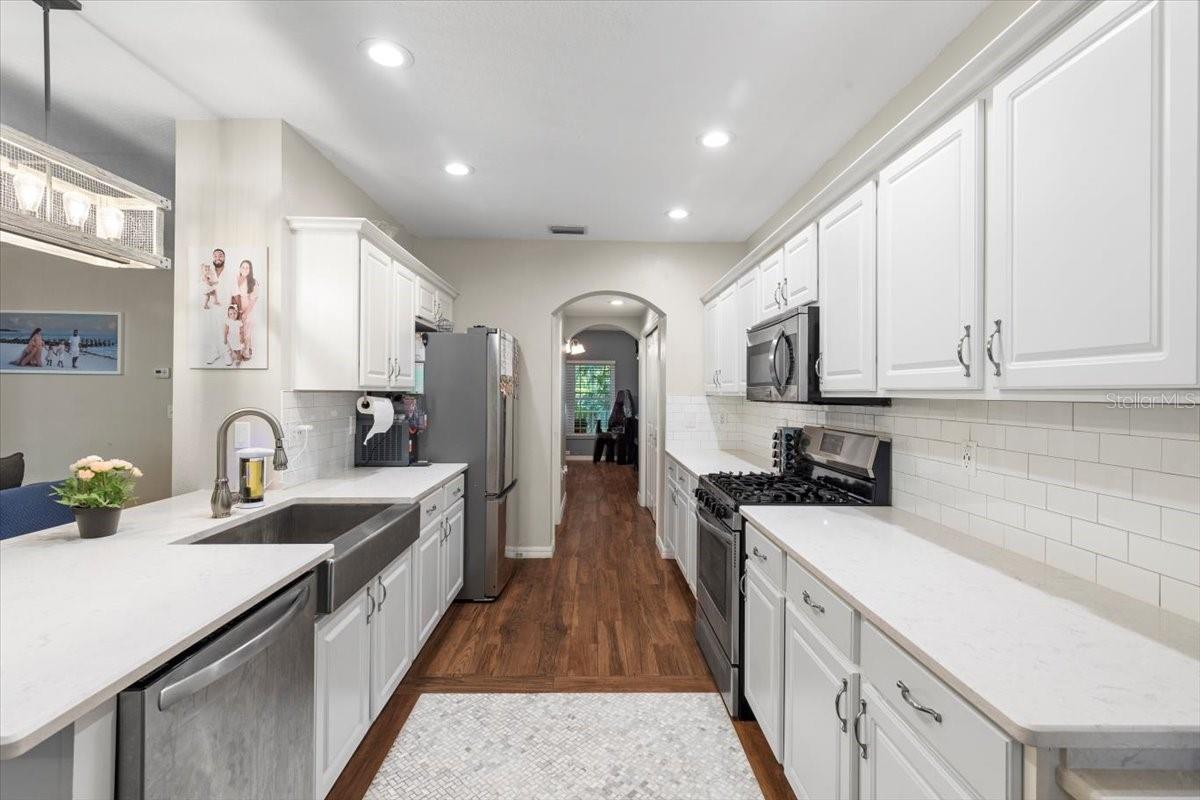 Image 4 of 24 For 6230 Gannetdale Drive
