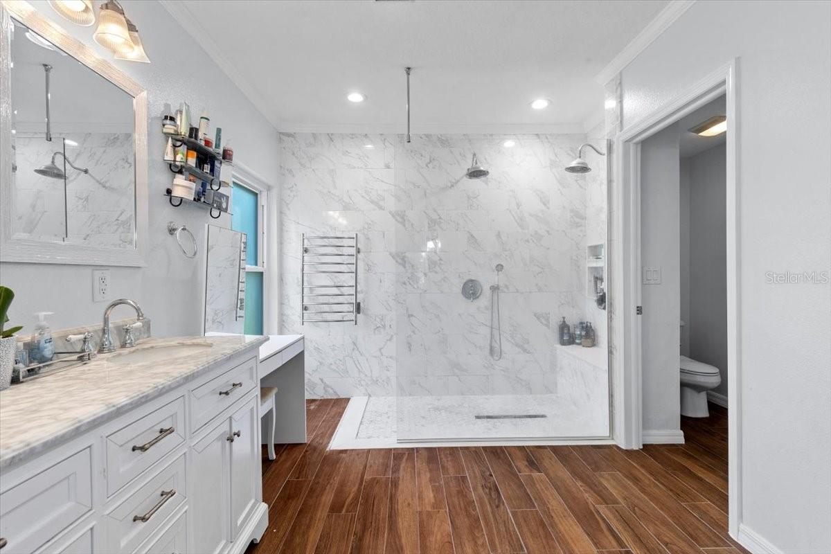 Image 7 of 24 For 6230 Gannetdale Drive