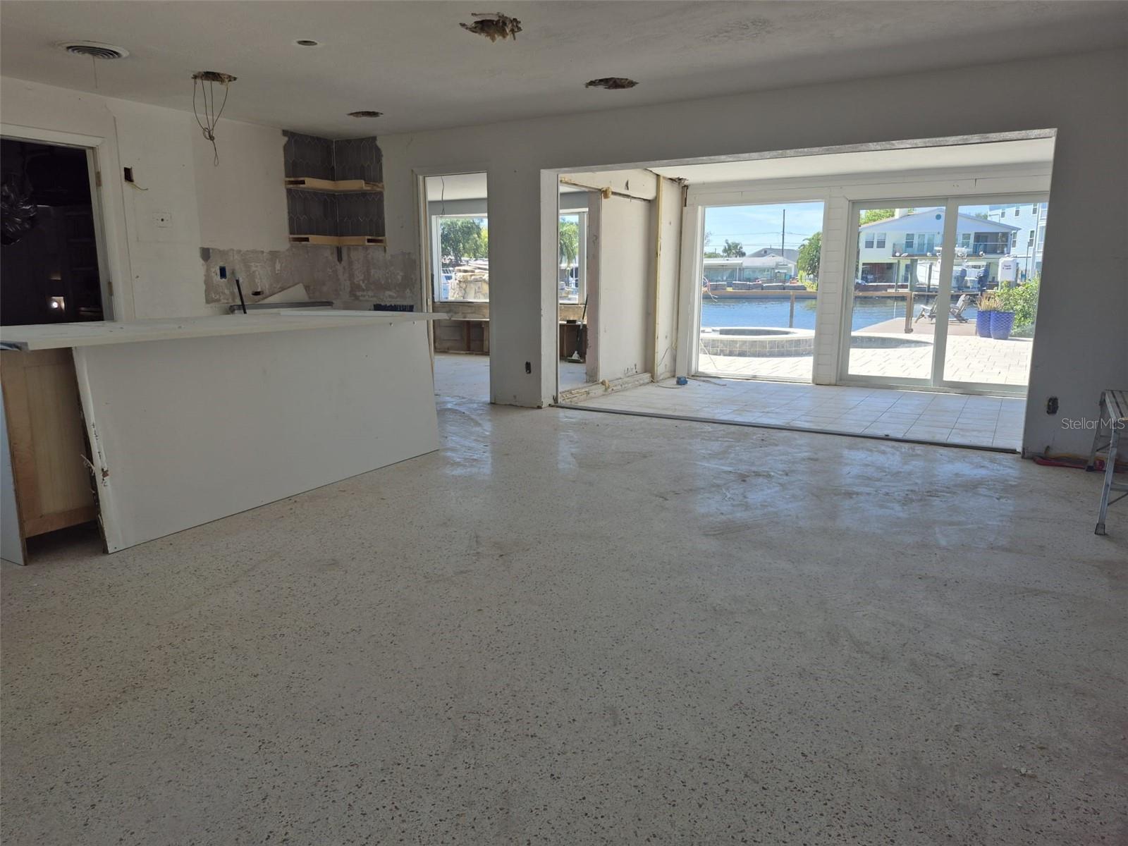 Image 11 of 20 For 221 Tallahassee Drive Ne