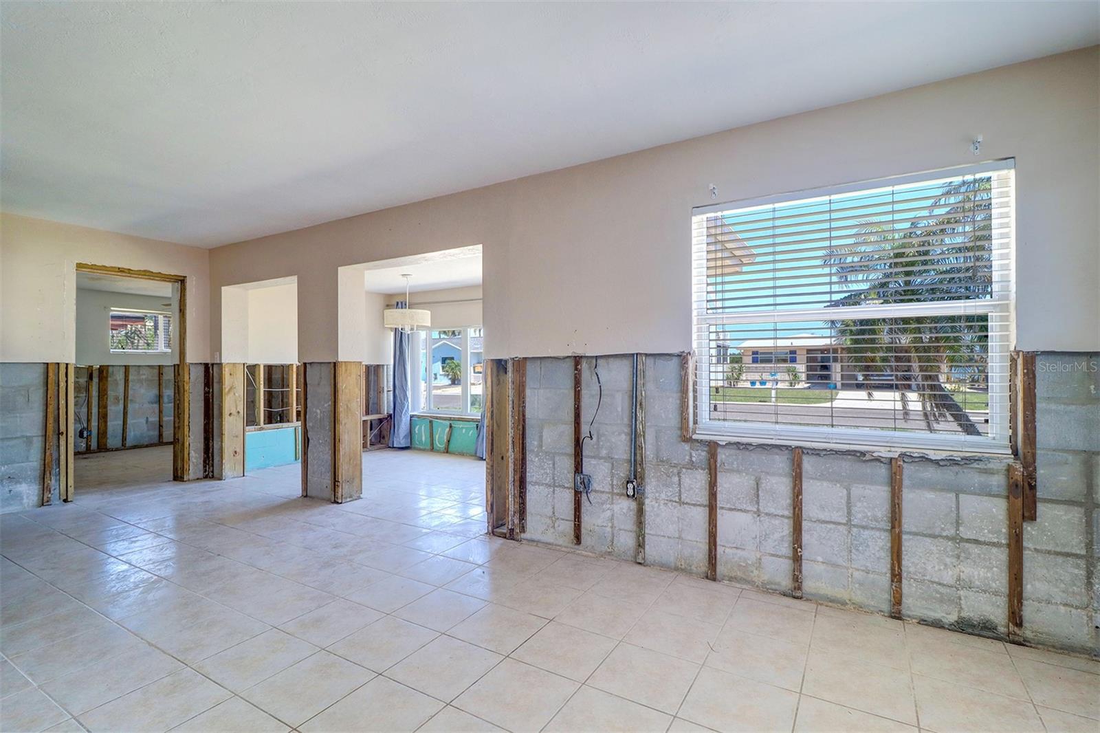 Image 13 of 28 For 763 182nd Avenue E