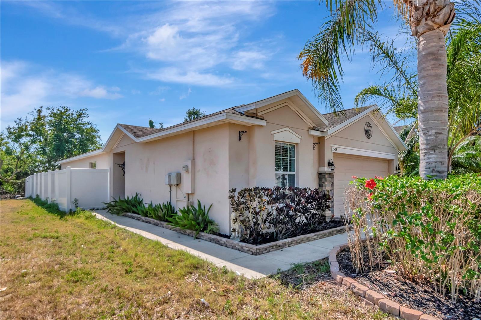 Image 4 of 28 For 1505 Trailwater Street
