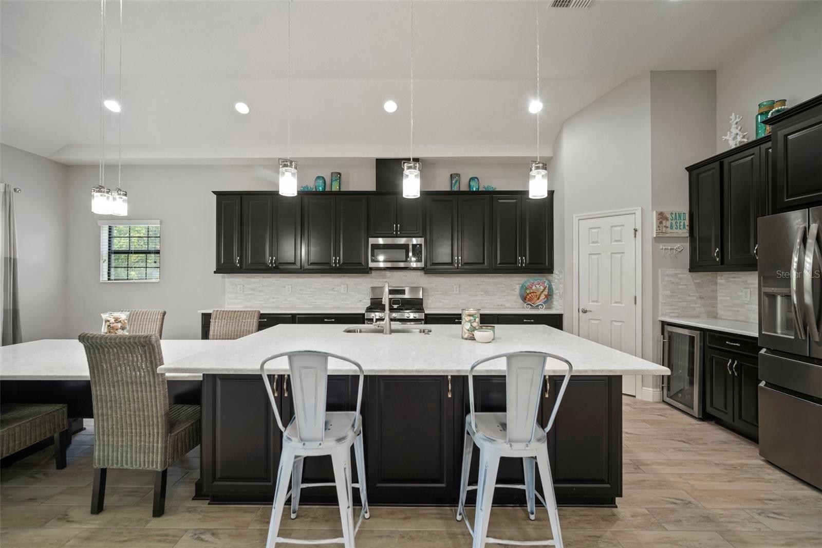 Image 15 of 100 For 6307 Salt Creek Avenue