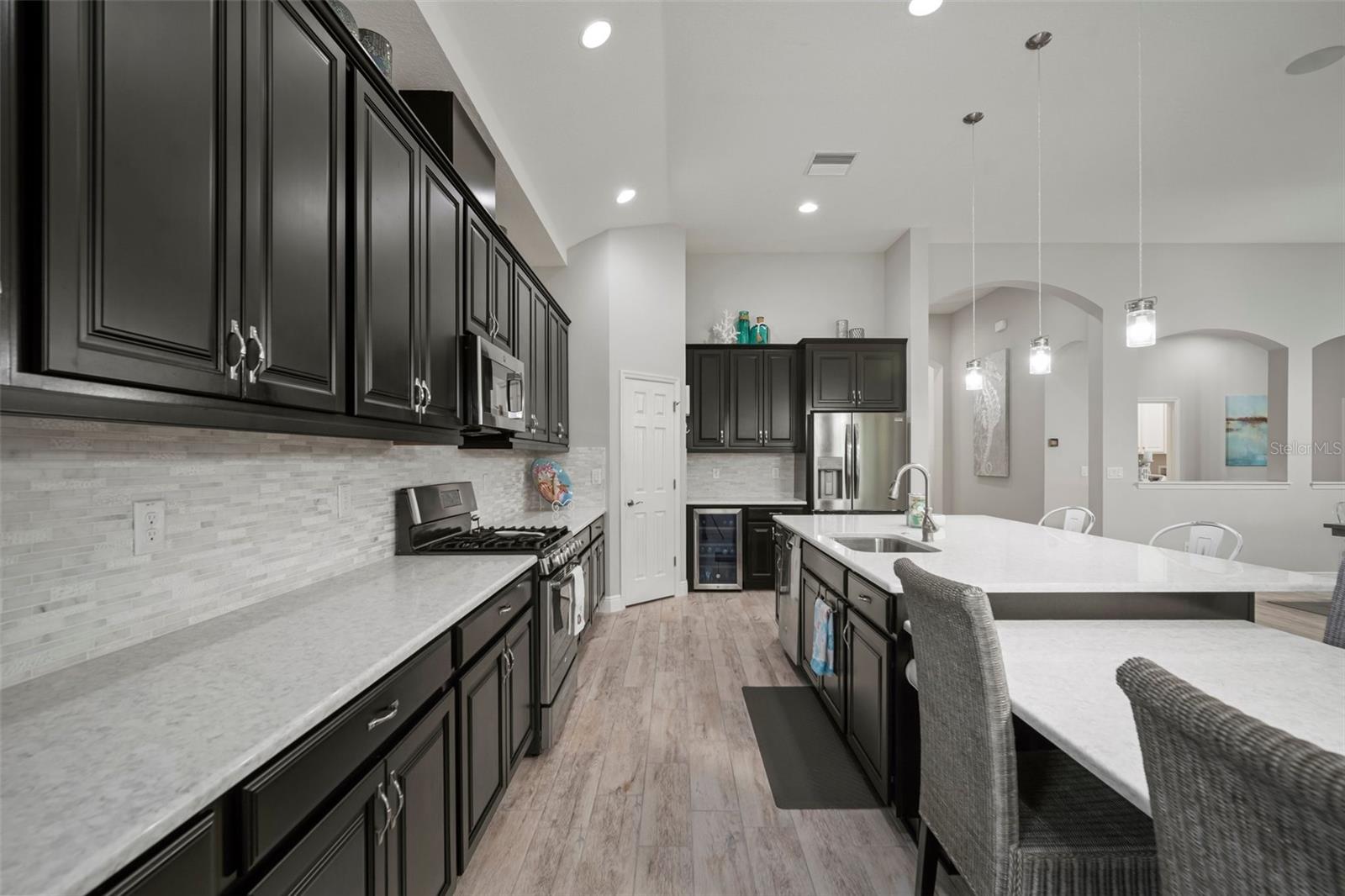 Image 22 of 100 For 6307 Salt Creek Avenue