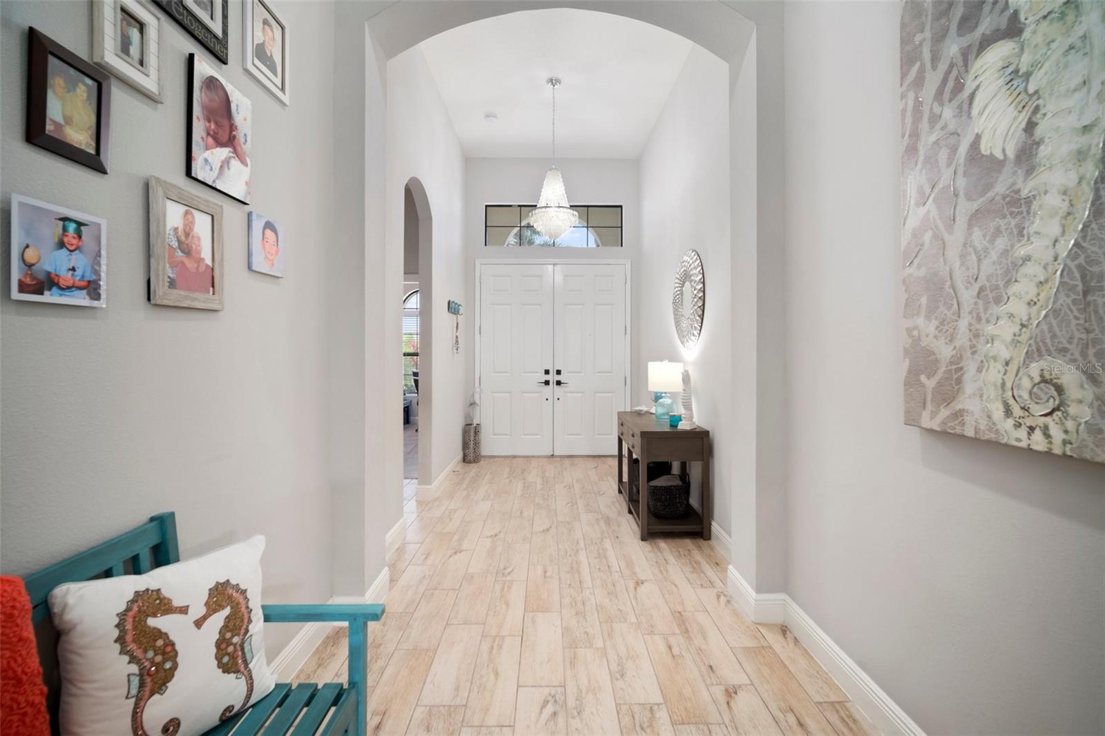 Image 6 of 100 For 6307 Salt Creek Avenue