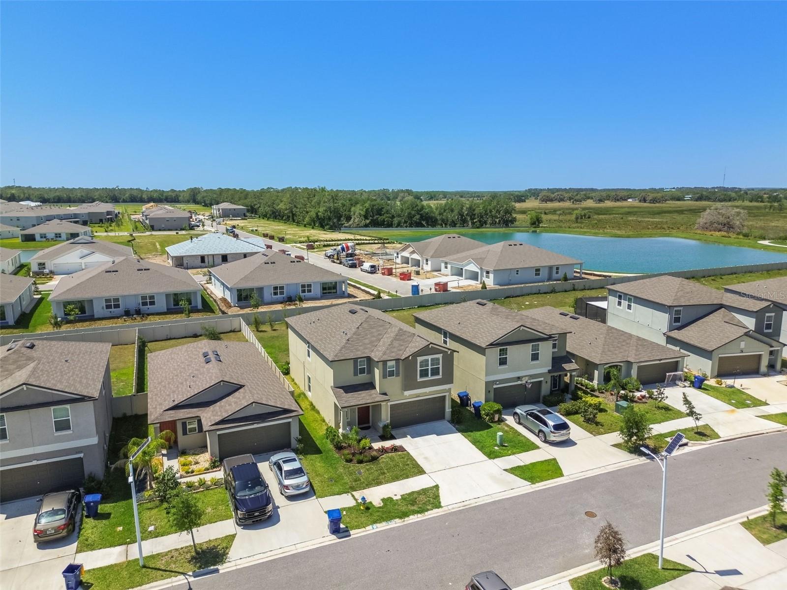 Listing photo id 32 for 31440 Barrel Wave Way