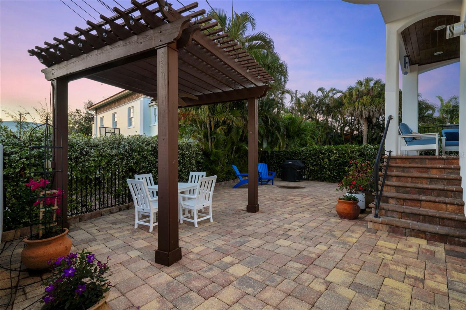 Image 33 of 85 For 108 Bermuda Avenue
