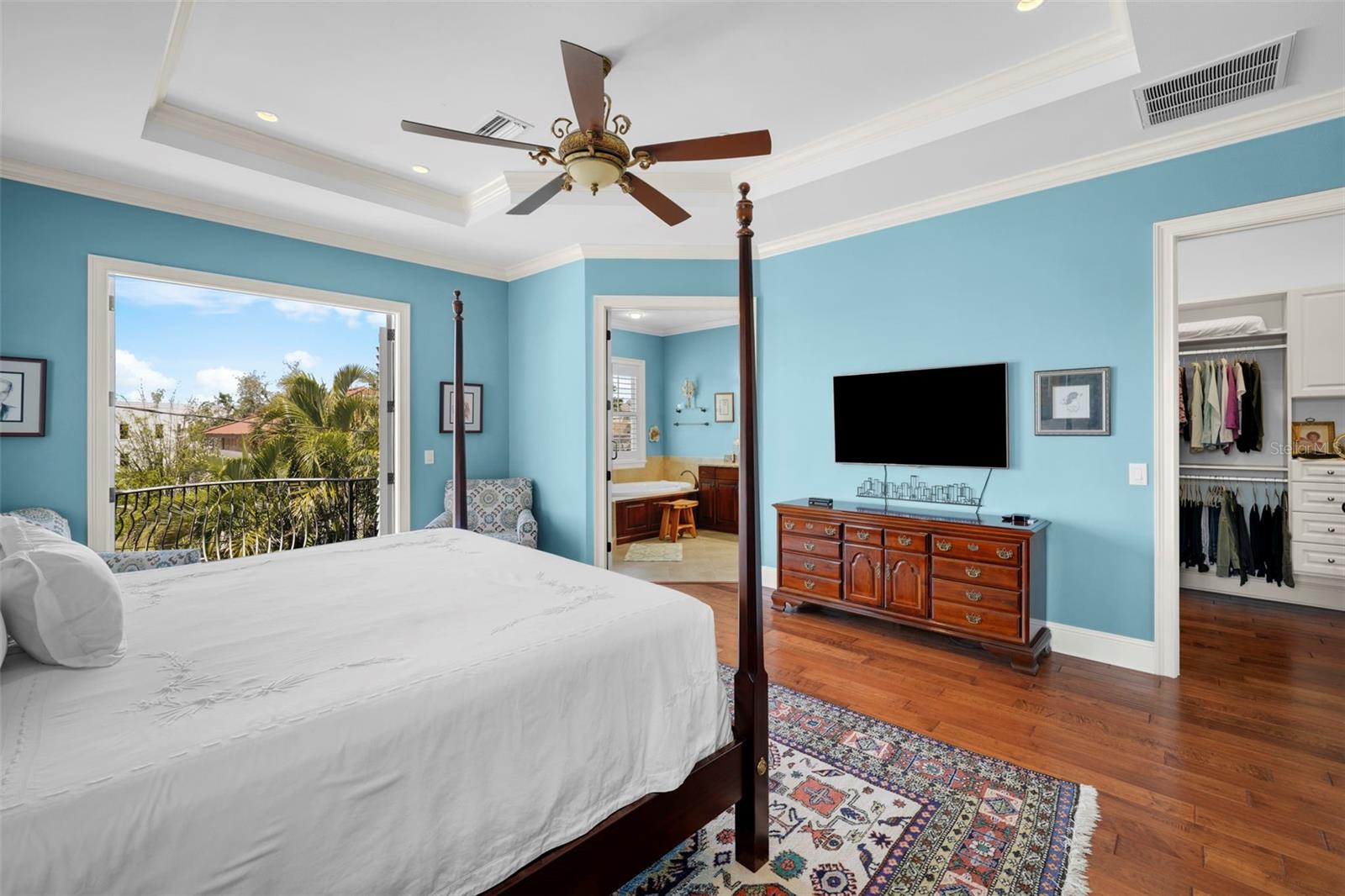 Image 60 of 85 For 108 Bermuda Avenue
