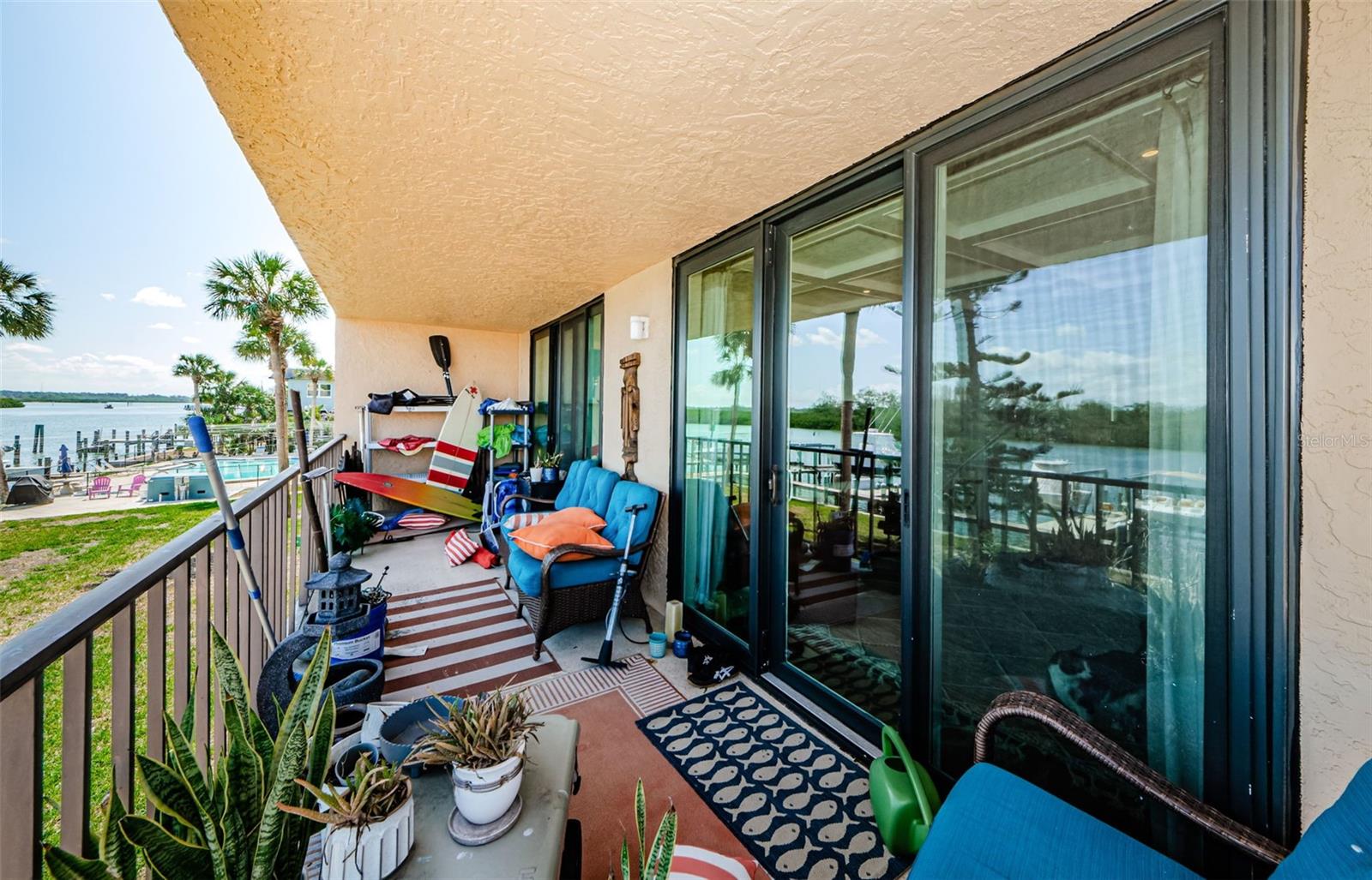 Image 10 of 43 For 18201 Gulf Boulevard 201