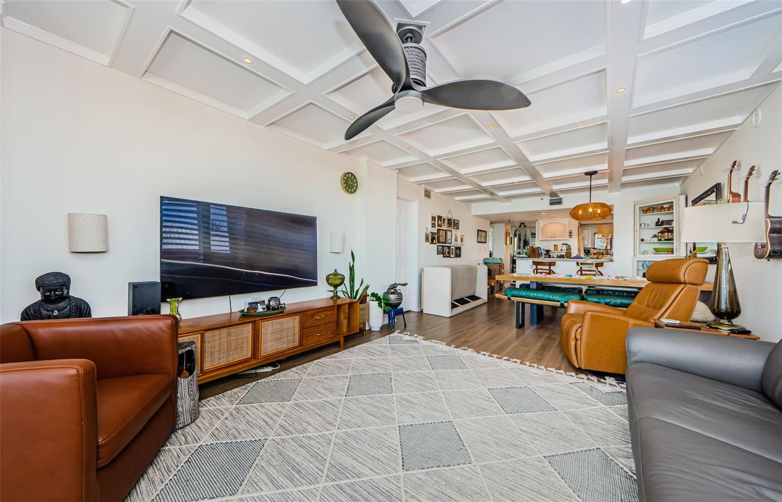 Image 4 of 43 For 18201 Gulf Boulevard 201