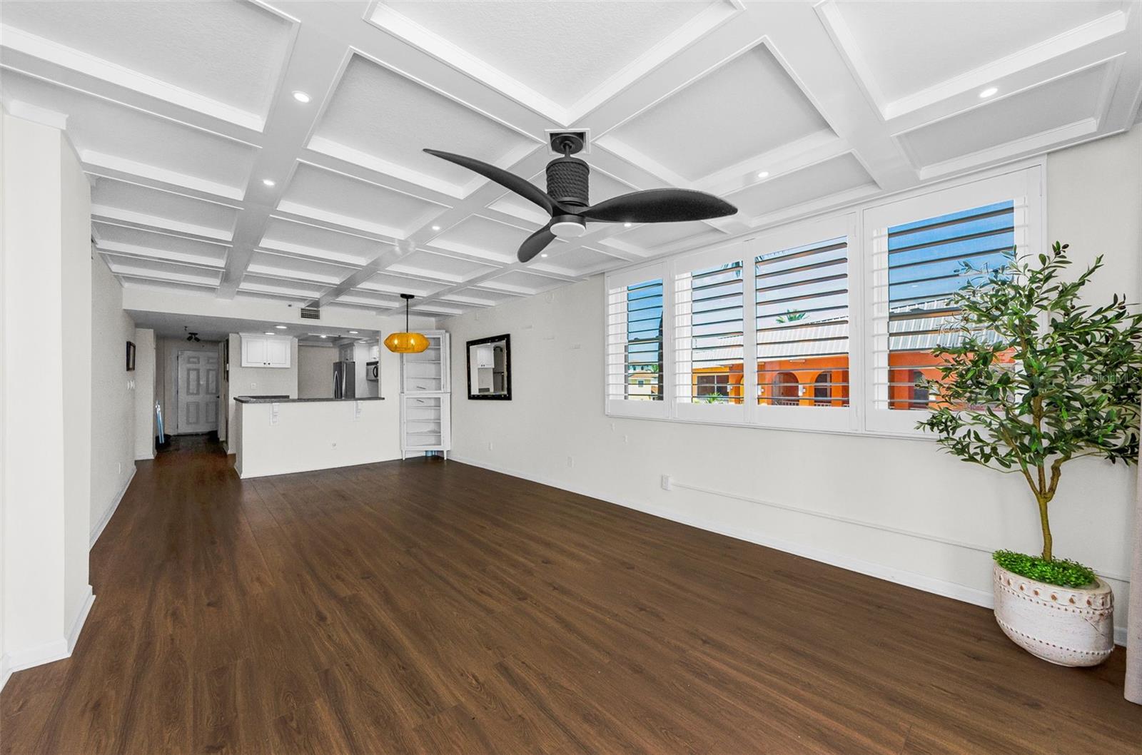 Image 44 of 44 For 18201 Gulf Boulevard 201