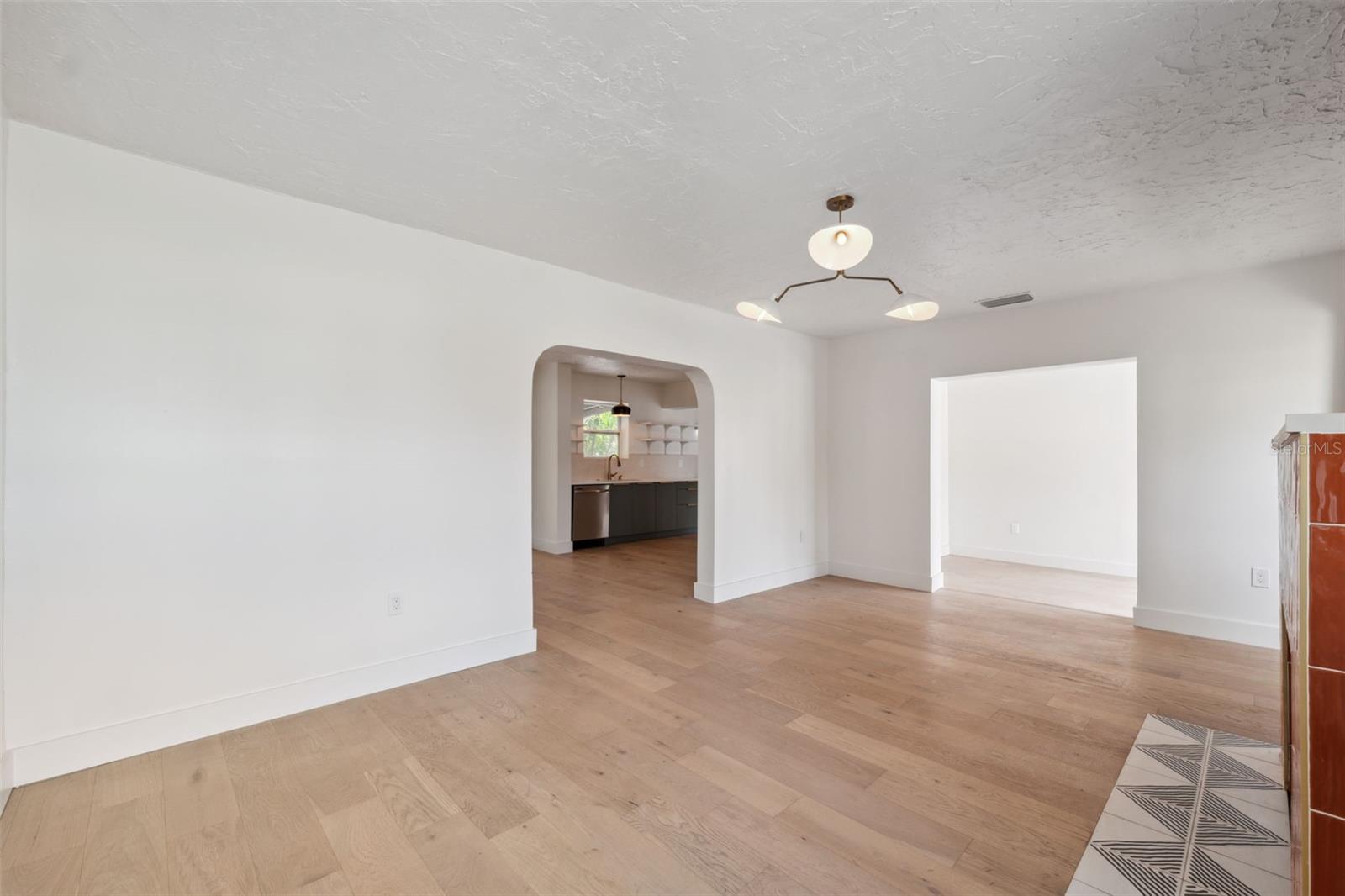Image 6 of 49 For 108 5th Street