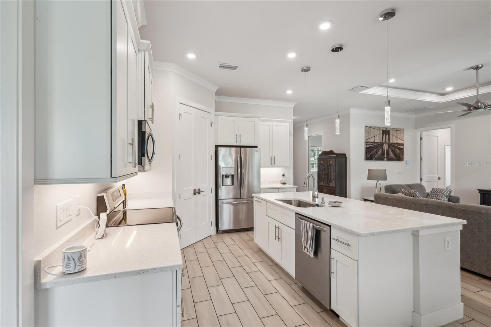 Image 10 of 40 For 7504 Carissa