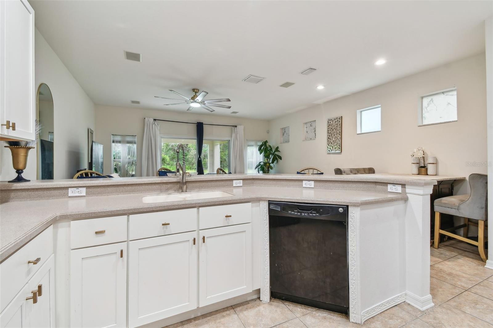 Image 4 of 56 For 11523 84th Street Circle E 106