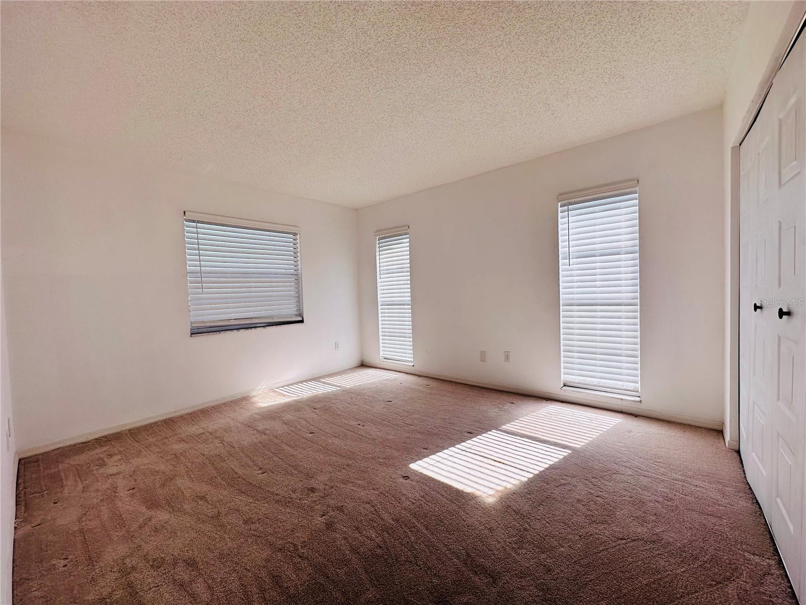Image 10 of 18 For 203 Rickenbacker Drive