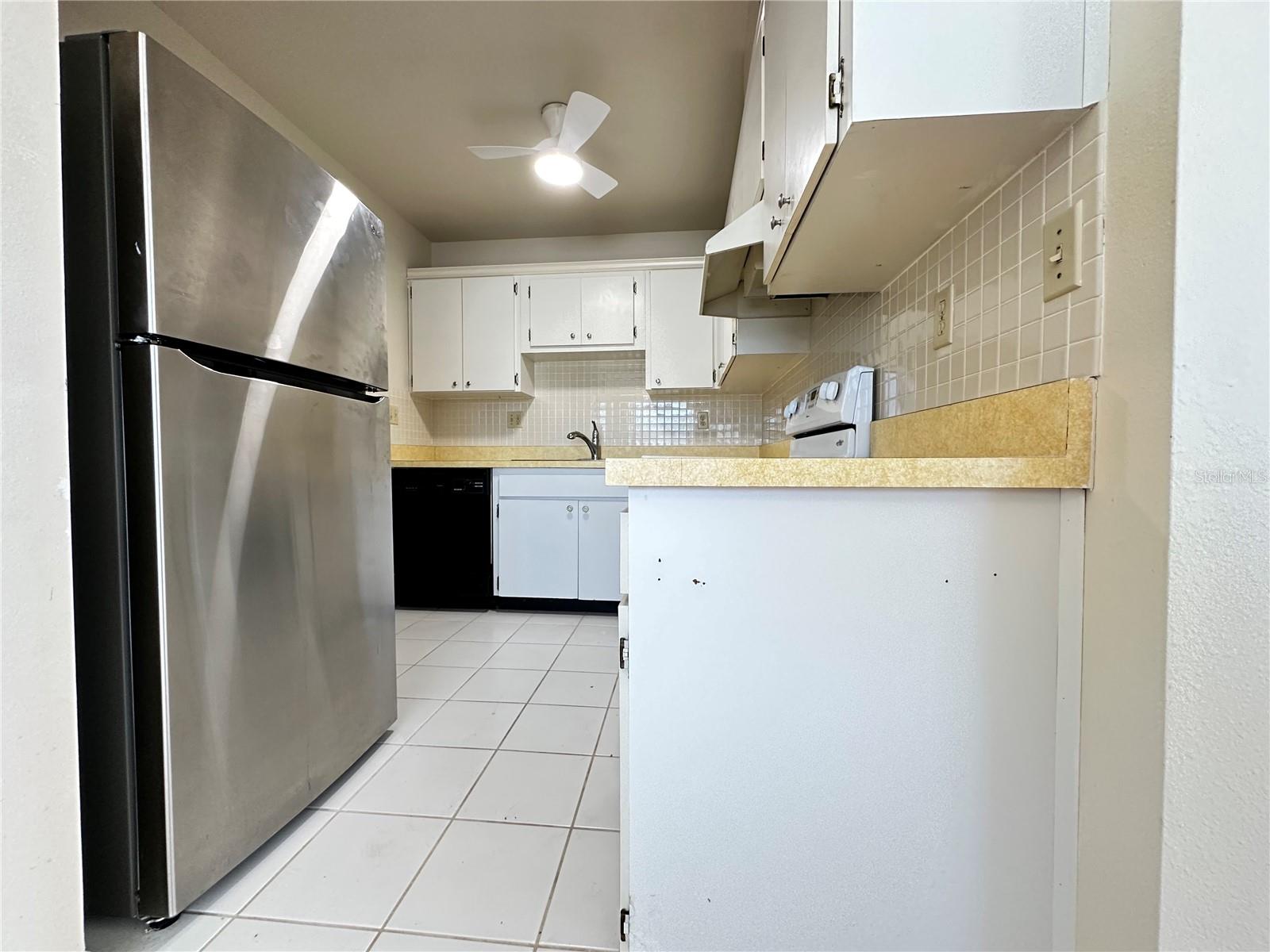 Image 7 of 18 For 203 Rickenbacker Drive