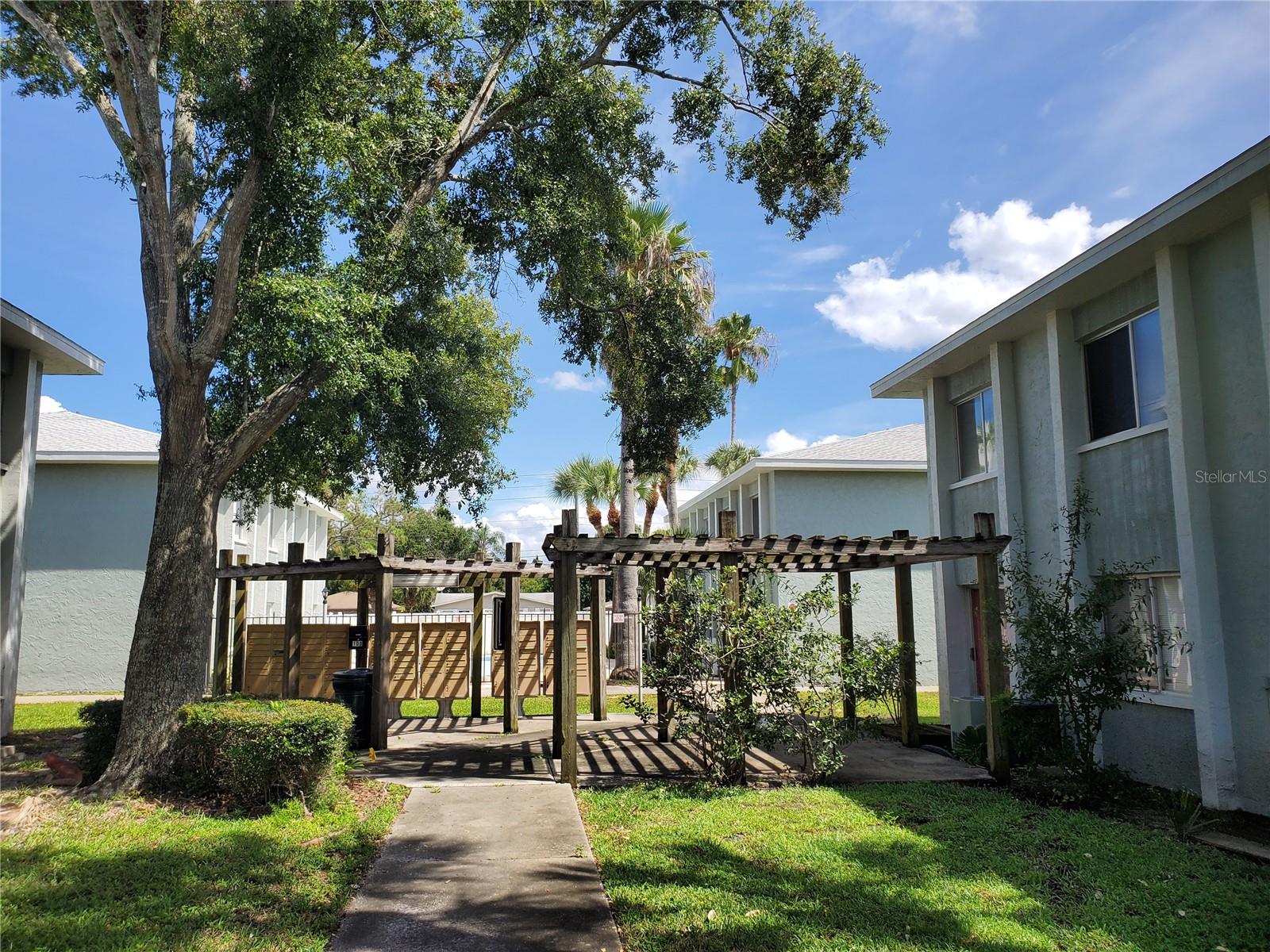 Image 21 of 24 For 379 47th Avenue N 104