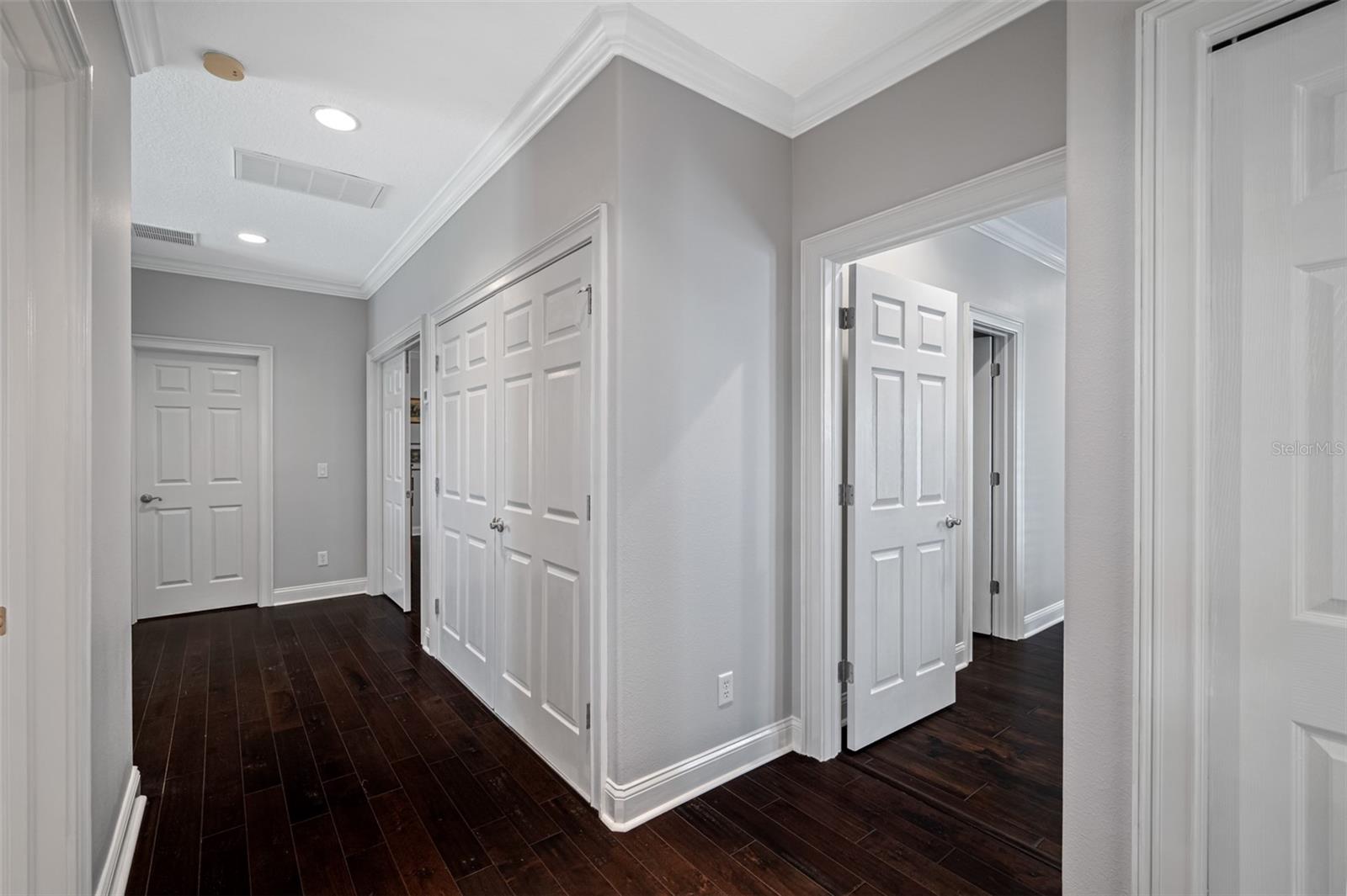 Image 31 of 45 For 679 Geneva Place