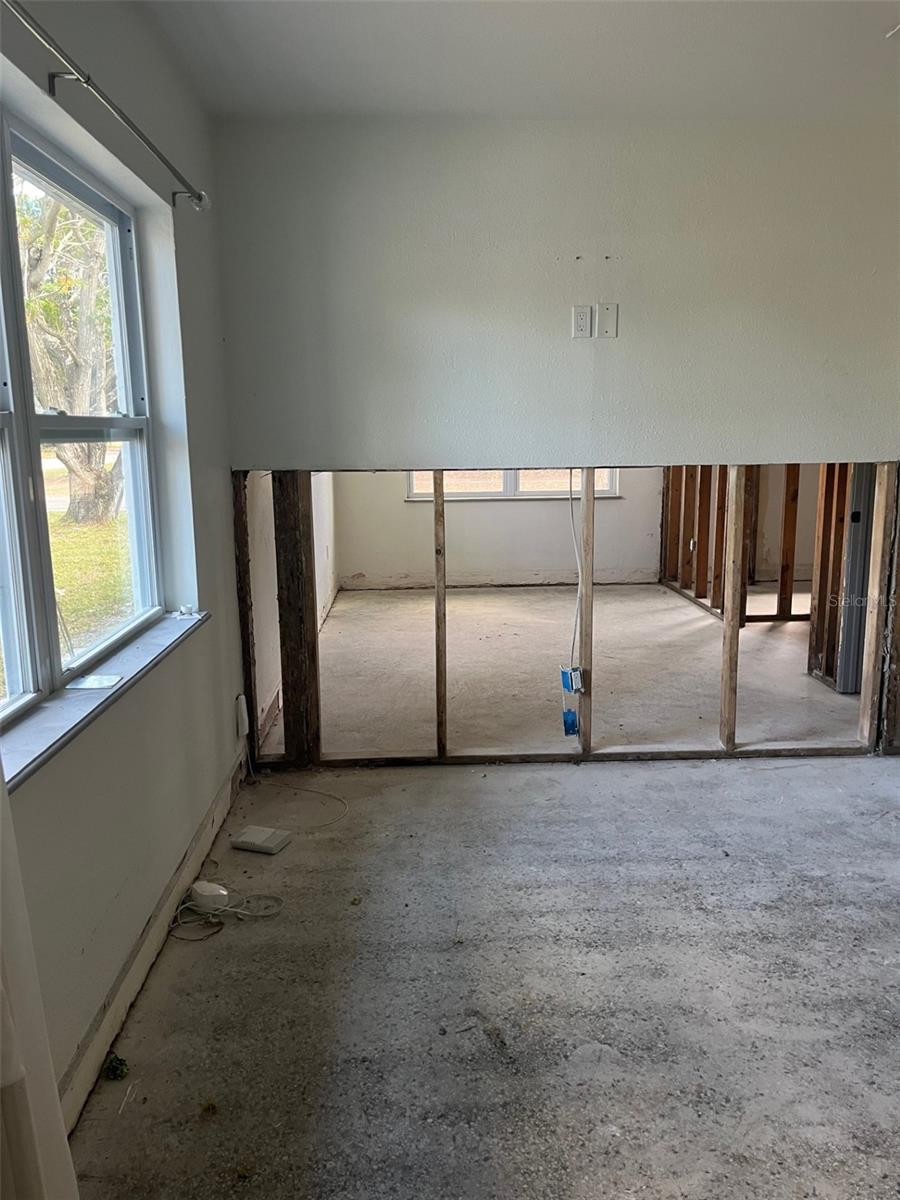 Image 3 of 23 For 5312 Berkley Road