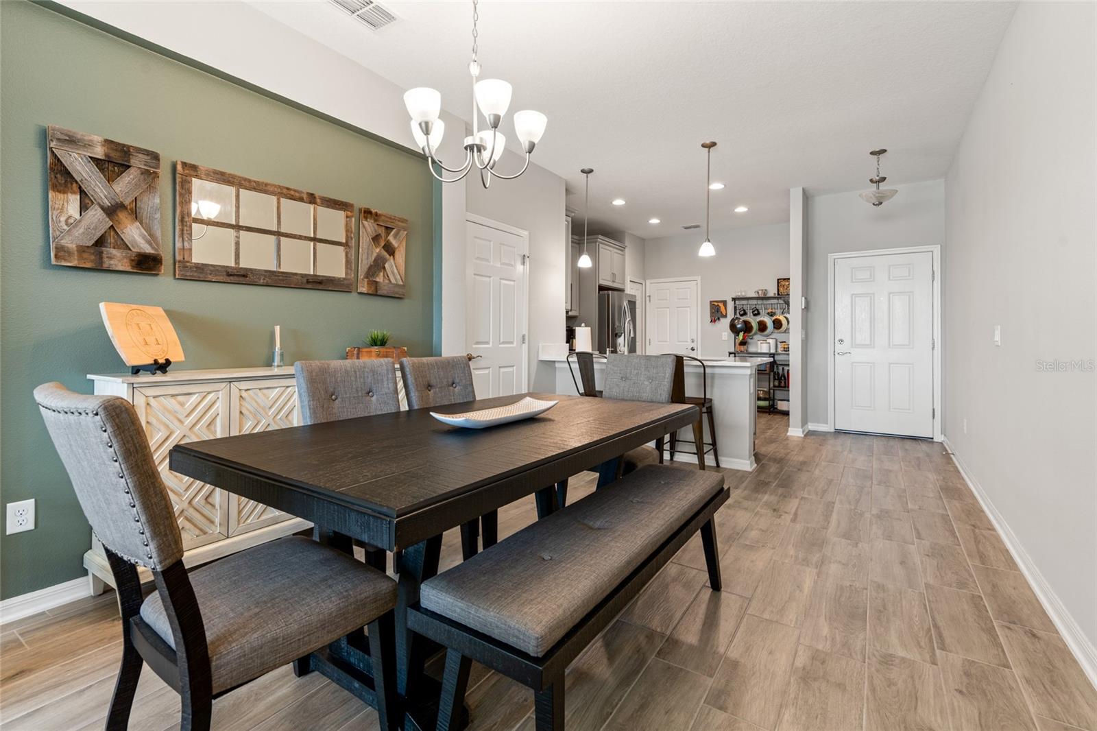 Image 11 of 42 For 29882 Southwell Lane