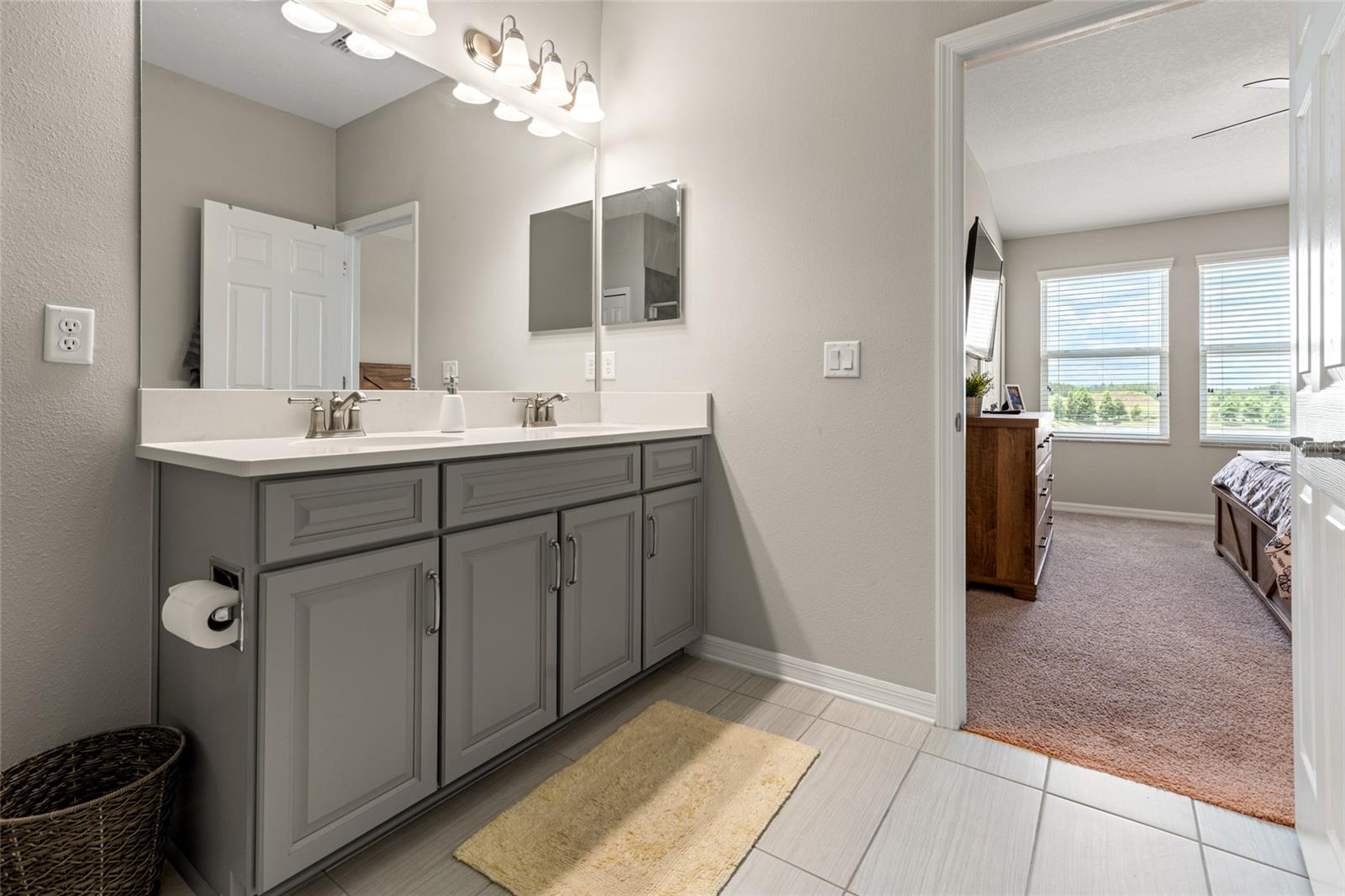 Image 18 of 42 For 29882 Southwell Lane