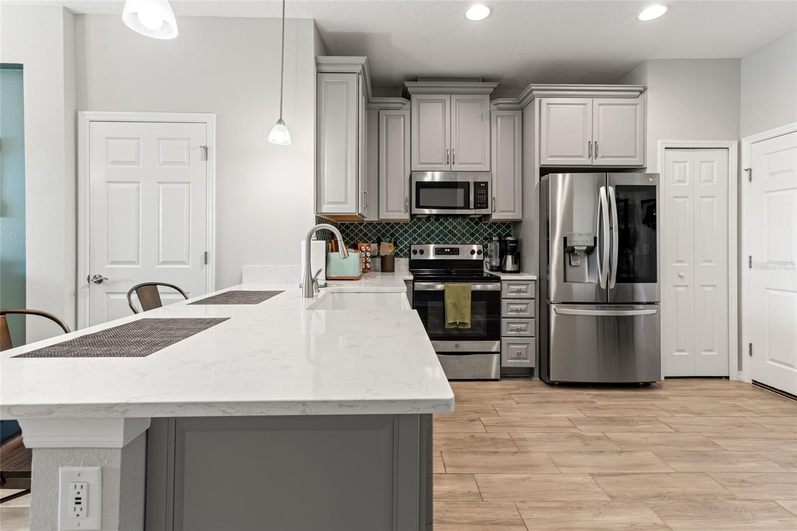 Image 6 of 42 For 29882 Southwell Lane