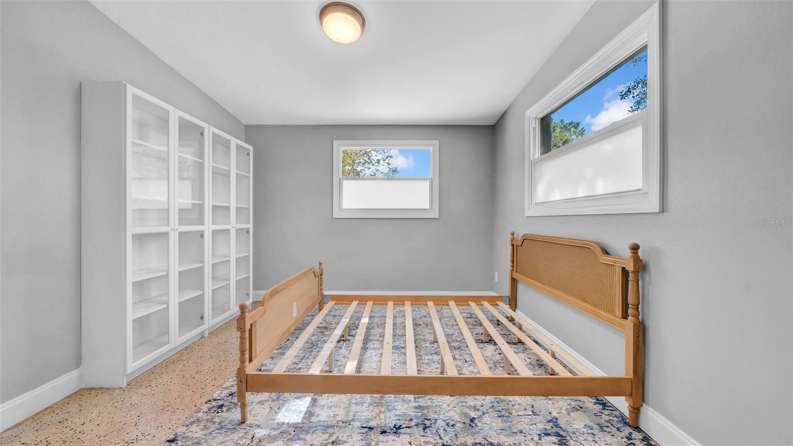 Image 22 of 30 For 5601 Cedar Street Ne