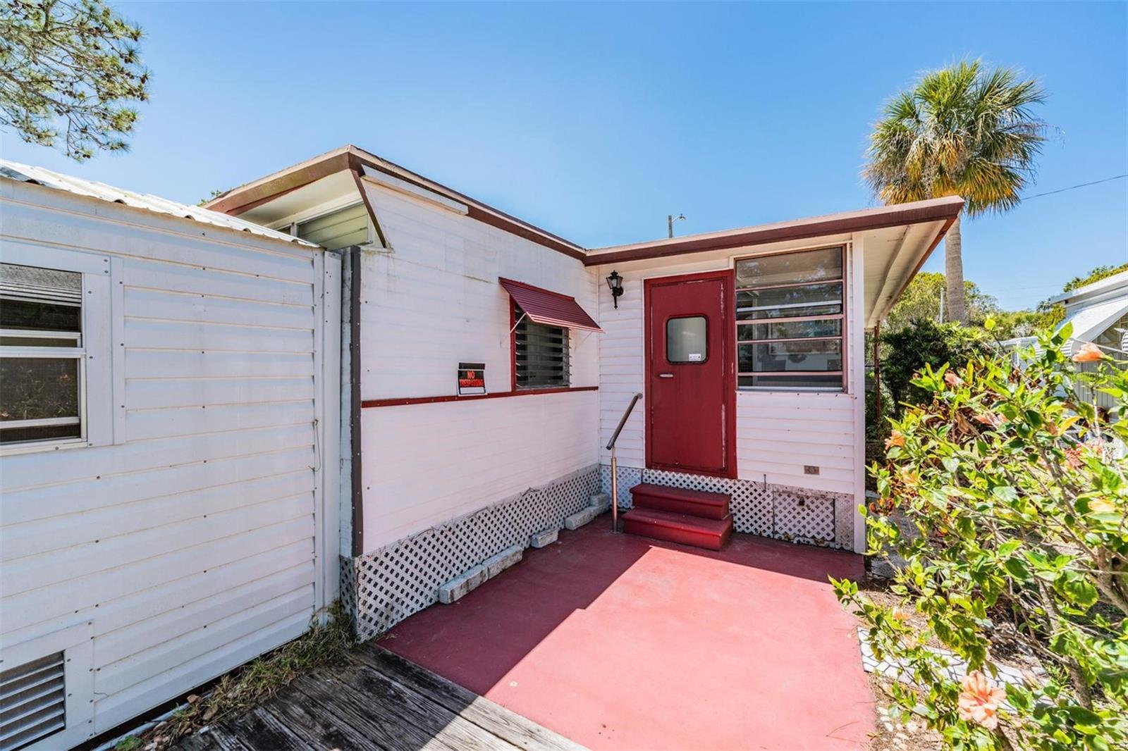Listing photo id 17 for 605 Michigan Boulevard 44