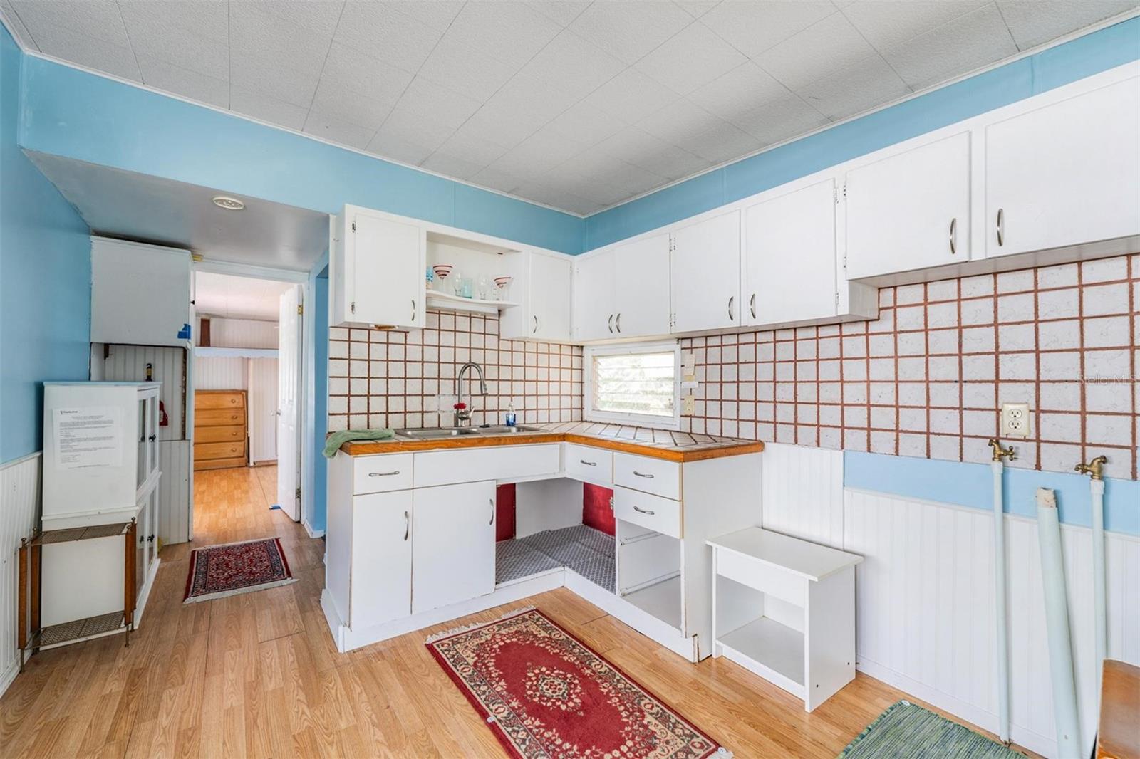 Listing photo id 3 for 605 Michigan Boulevard 44