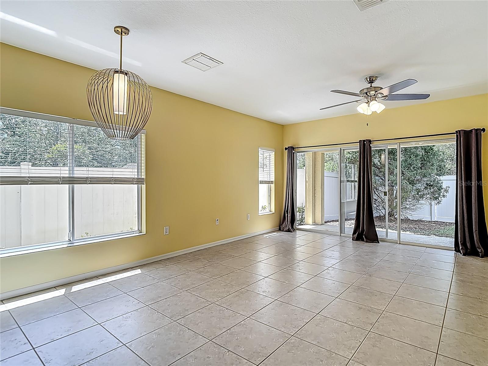 Image 12 of 57 For 20402 Needletree Drive