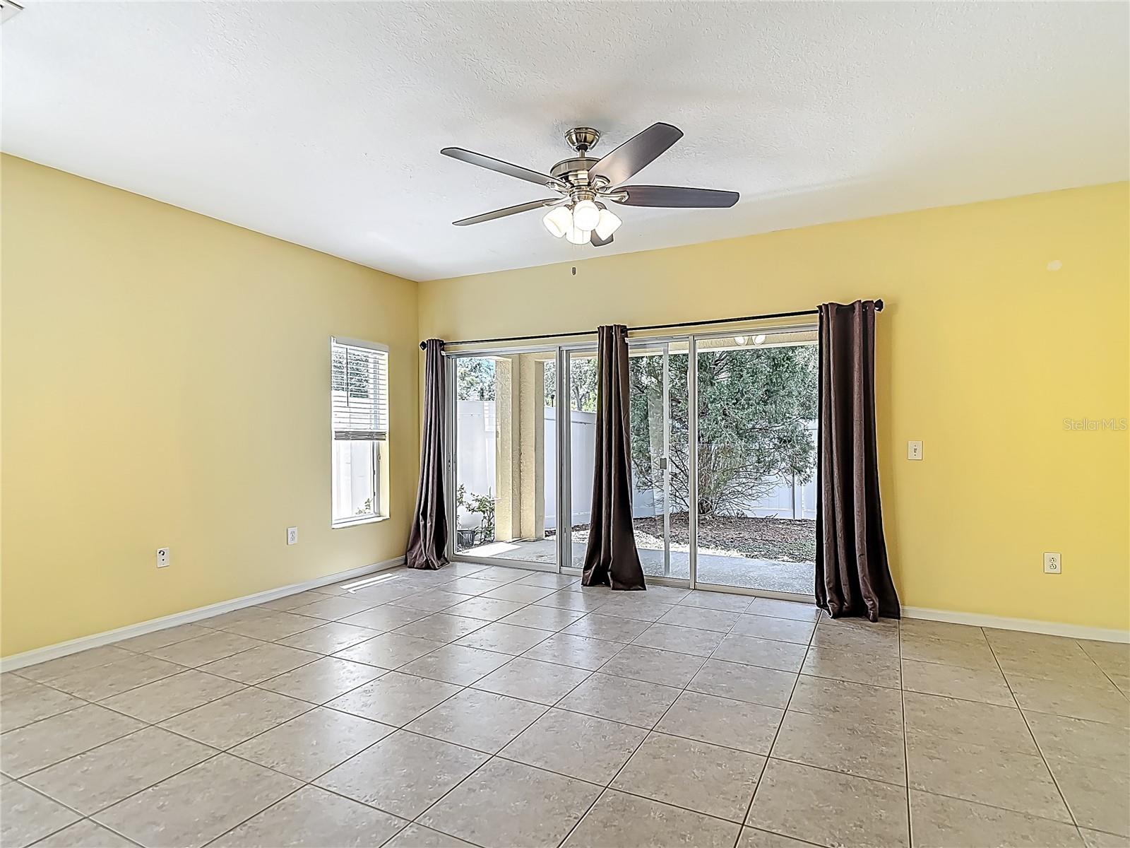 Image 14 of 57 For 20402 Needletree Drive