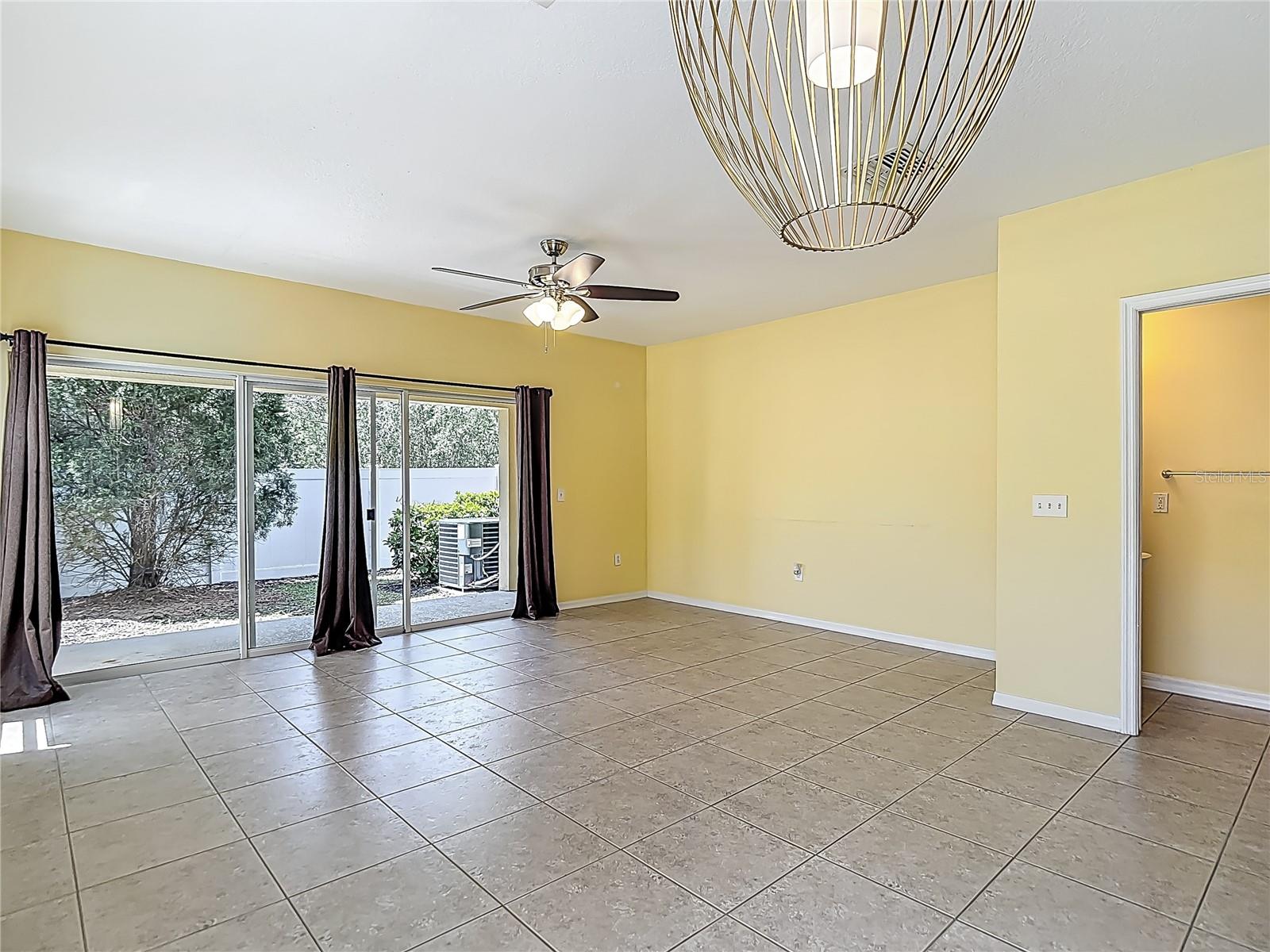 Image 15 of 57 For 20402 Needletree Drive