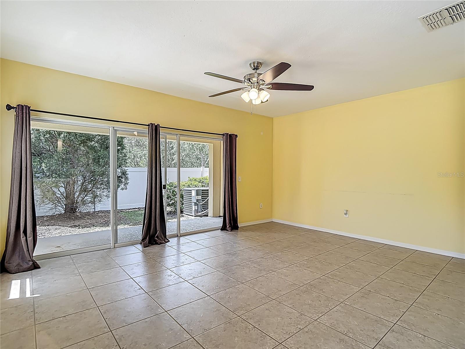 Image 16 of 57 For 20402 Needletree Drive