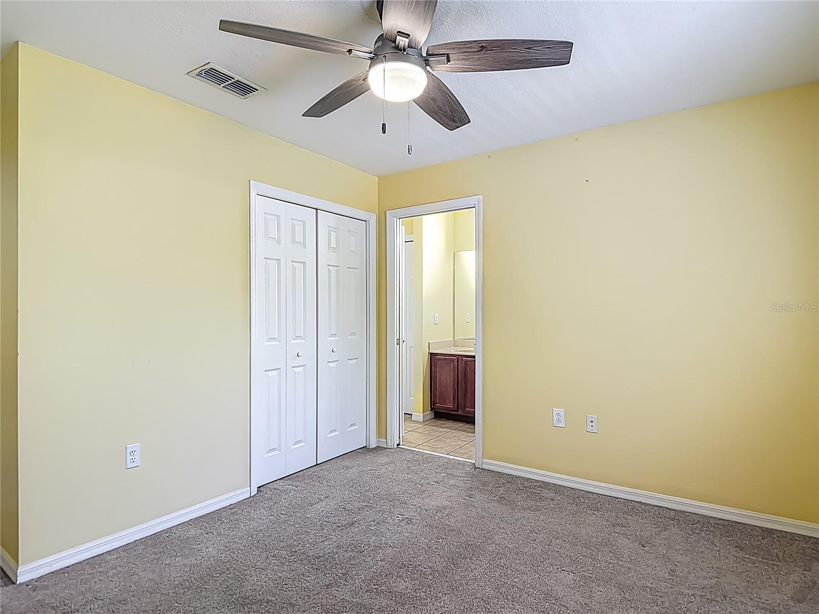 Image 34 of 57 For 20402 Needletree Drive