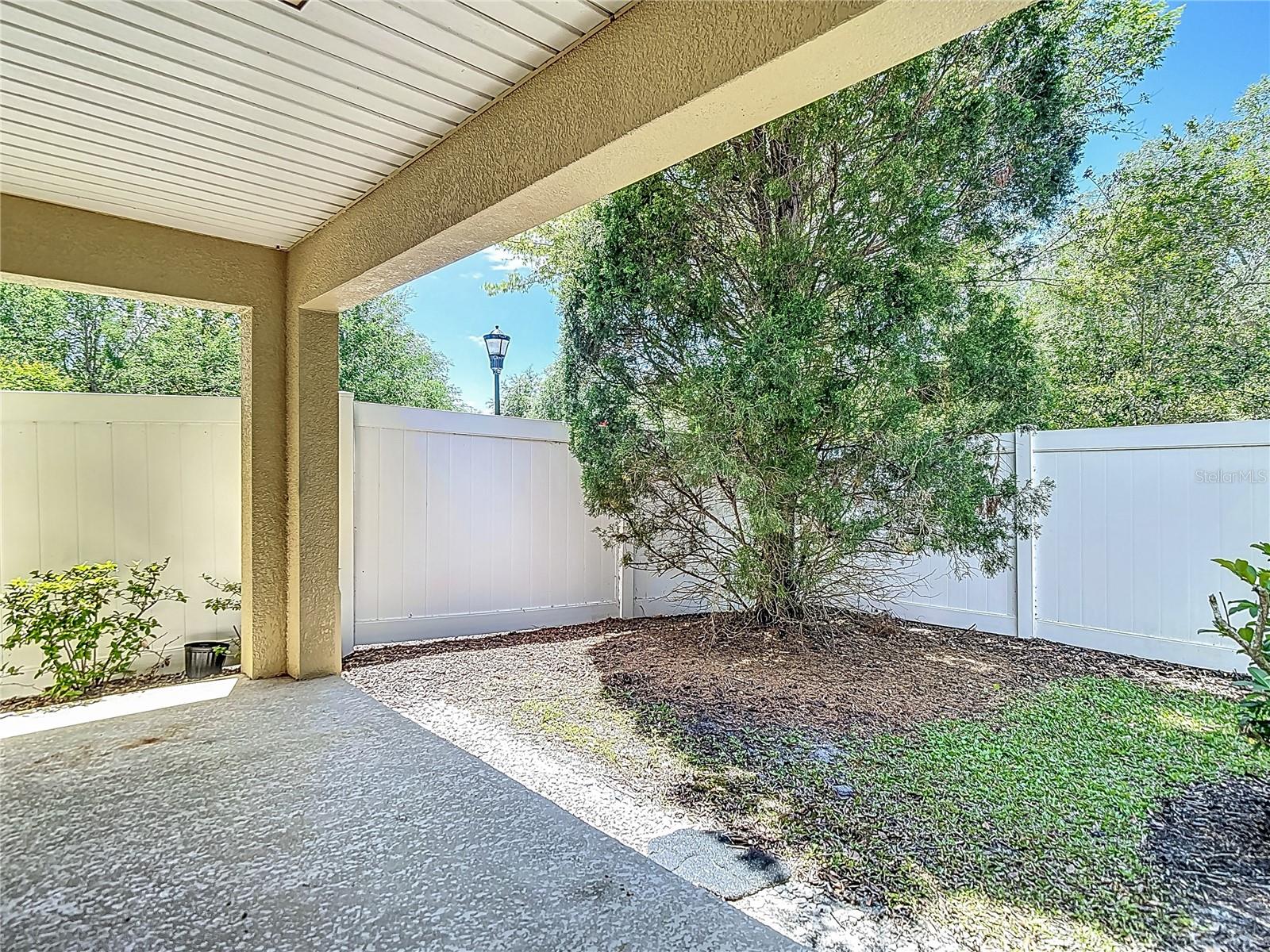 Image 44 of 57 For 20402 Needletree Drive