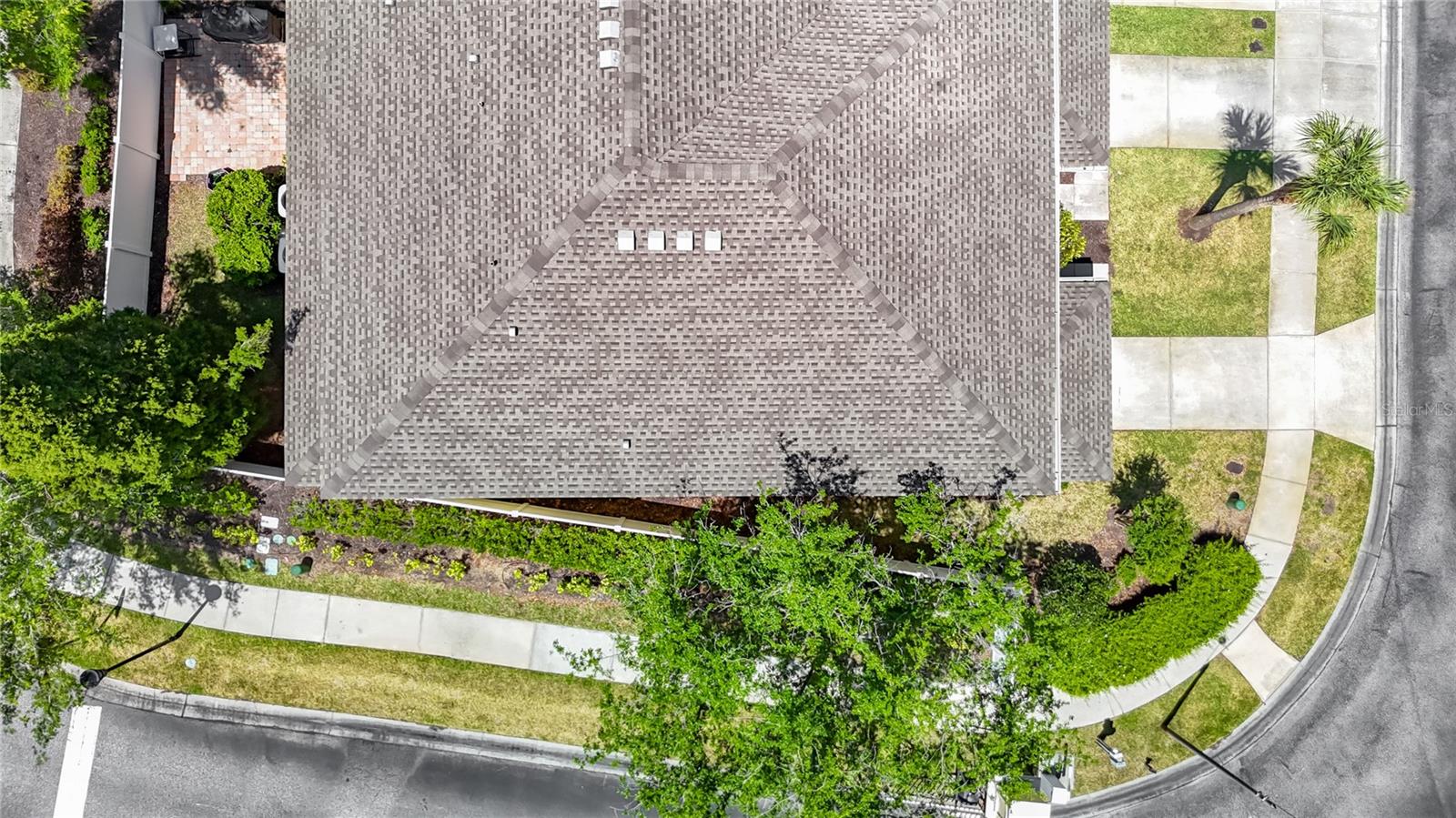 Image 52 of 57 For 20402 Needletree Drive