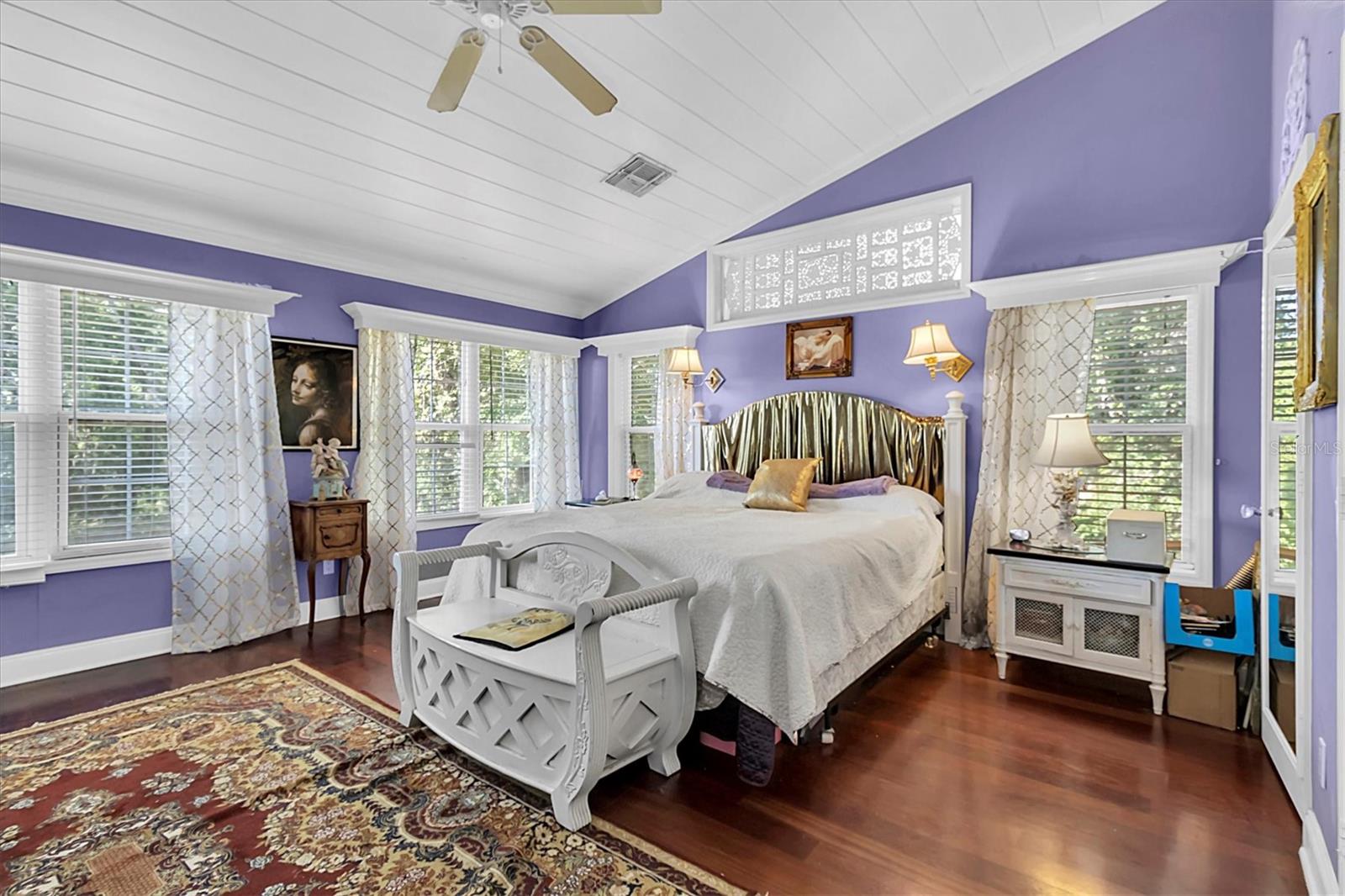 Image 16 of 48 For 9520 Indale Drive