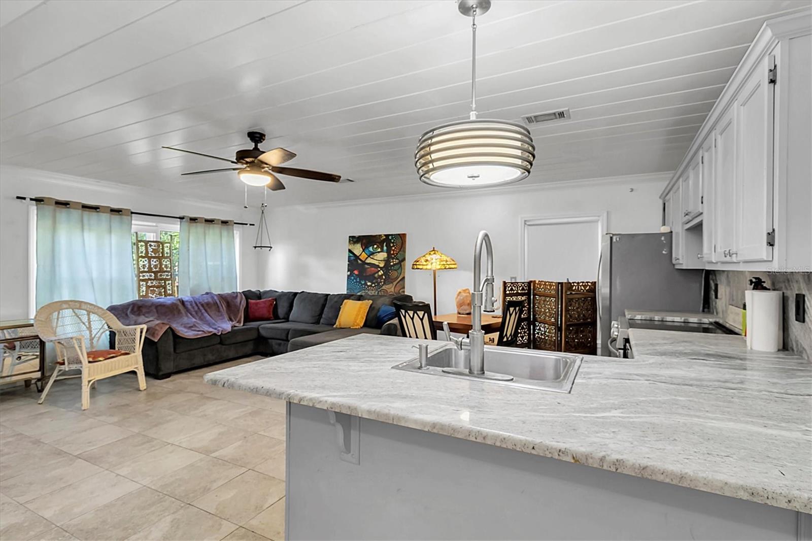 Image 29 of 48 For 9520 Indale Drive