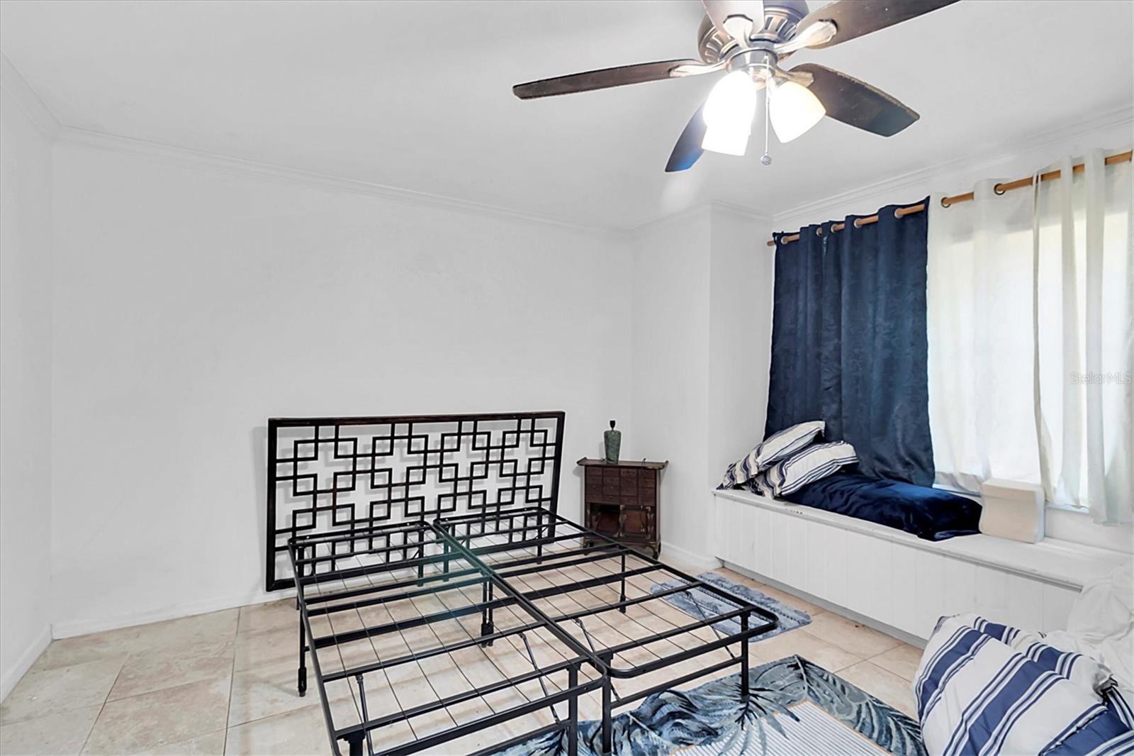 Image 34 of 48 For 9520 Indale Drive