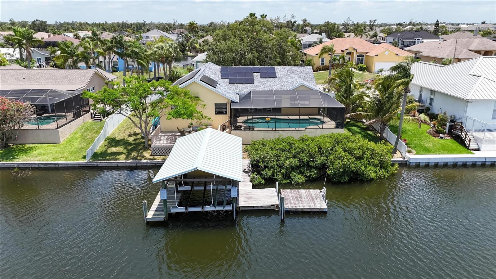 Image 56 of 78 For 907 Golf Island Drive