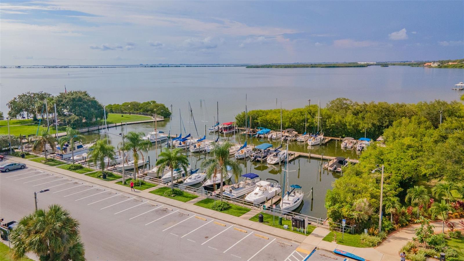 Image 44 of 46 For 25 Harbor Oaks Circle