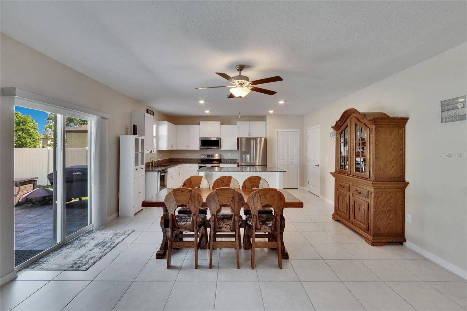 Listing photo id 9 for 13234 Great Plains Drive