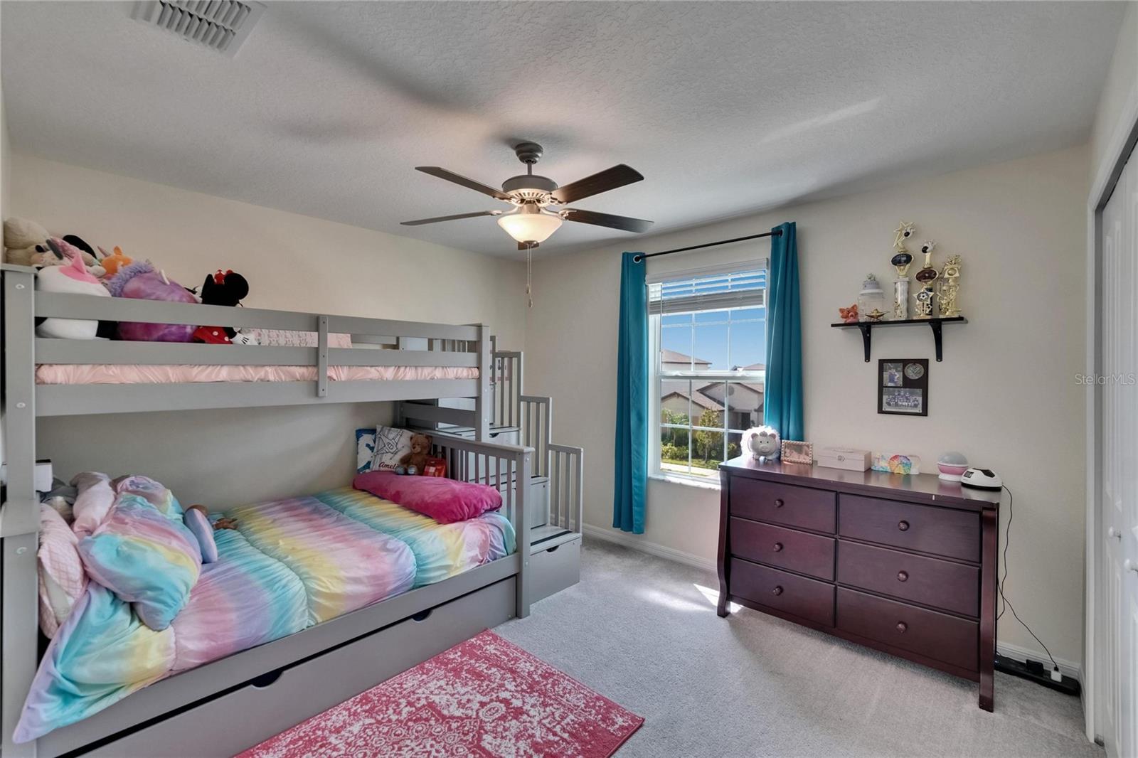 Listing photo id 33 for 13234 Great Plains Drive