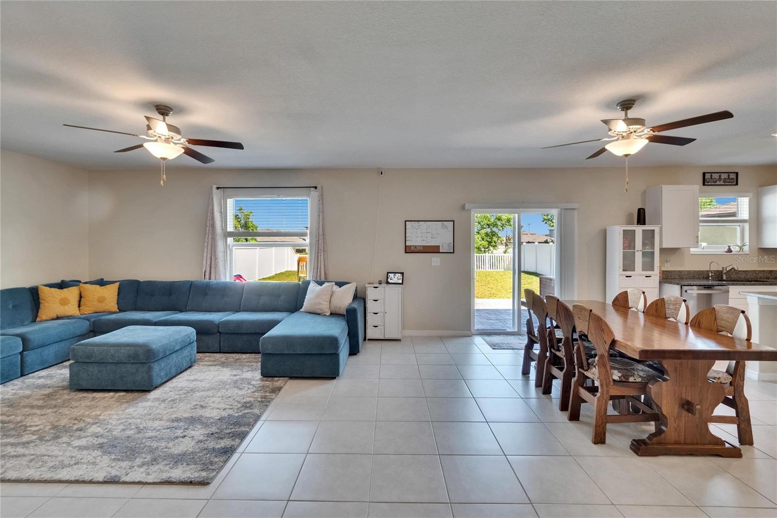 Listing photo id 6 for 13234 Great Plains Drive