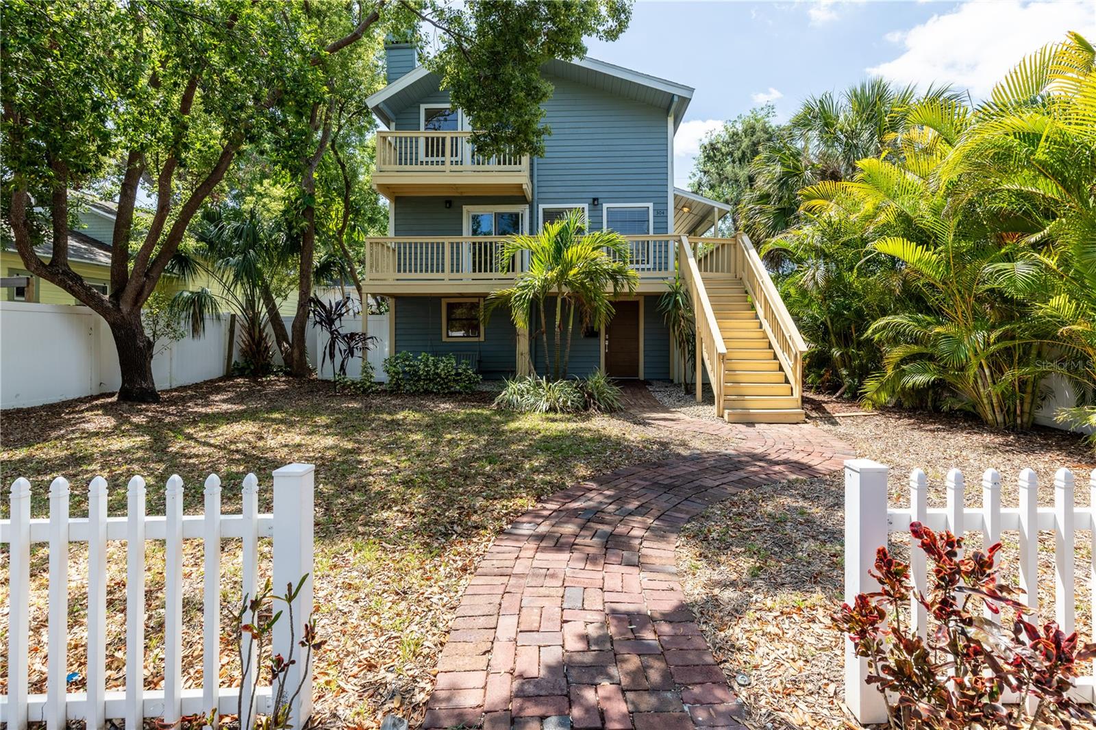 Details for 304 16th Avenue N, ST PETERSBURG, FL 33704