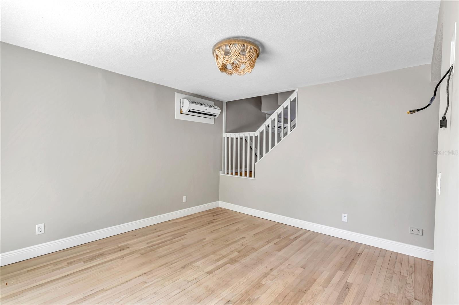 Image 11 of 34 For 304 16th Avenue N