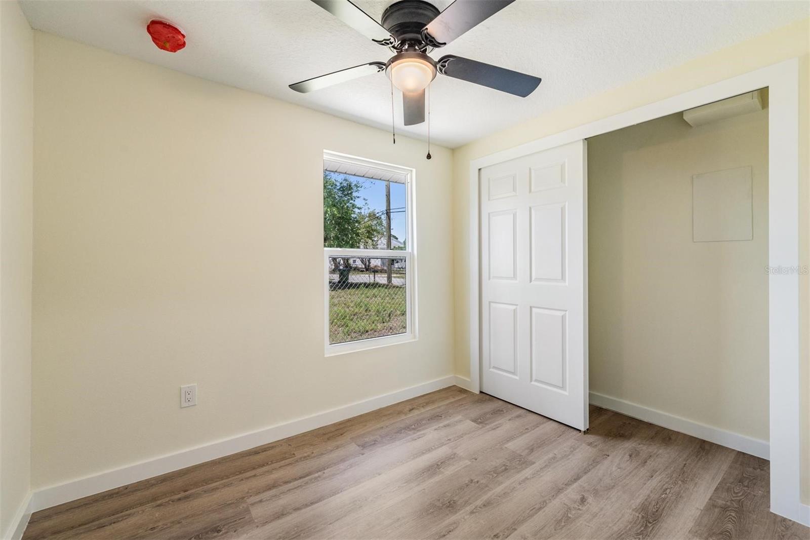 Image 15 of 33 For 1540 7th Avenue E
