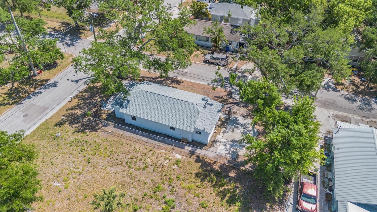 Image 2 of 33 For 1540 7th Avenue E