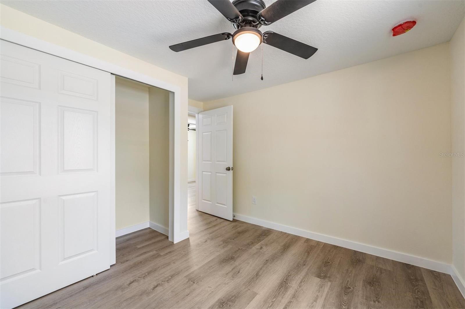 Image 21 of 33 For 1540 7th Avenue E