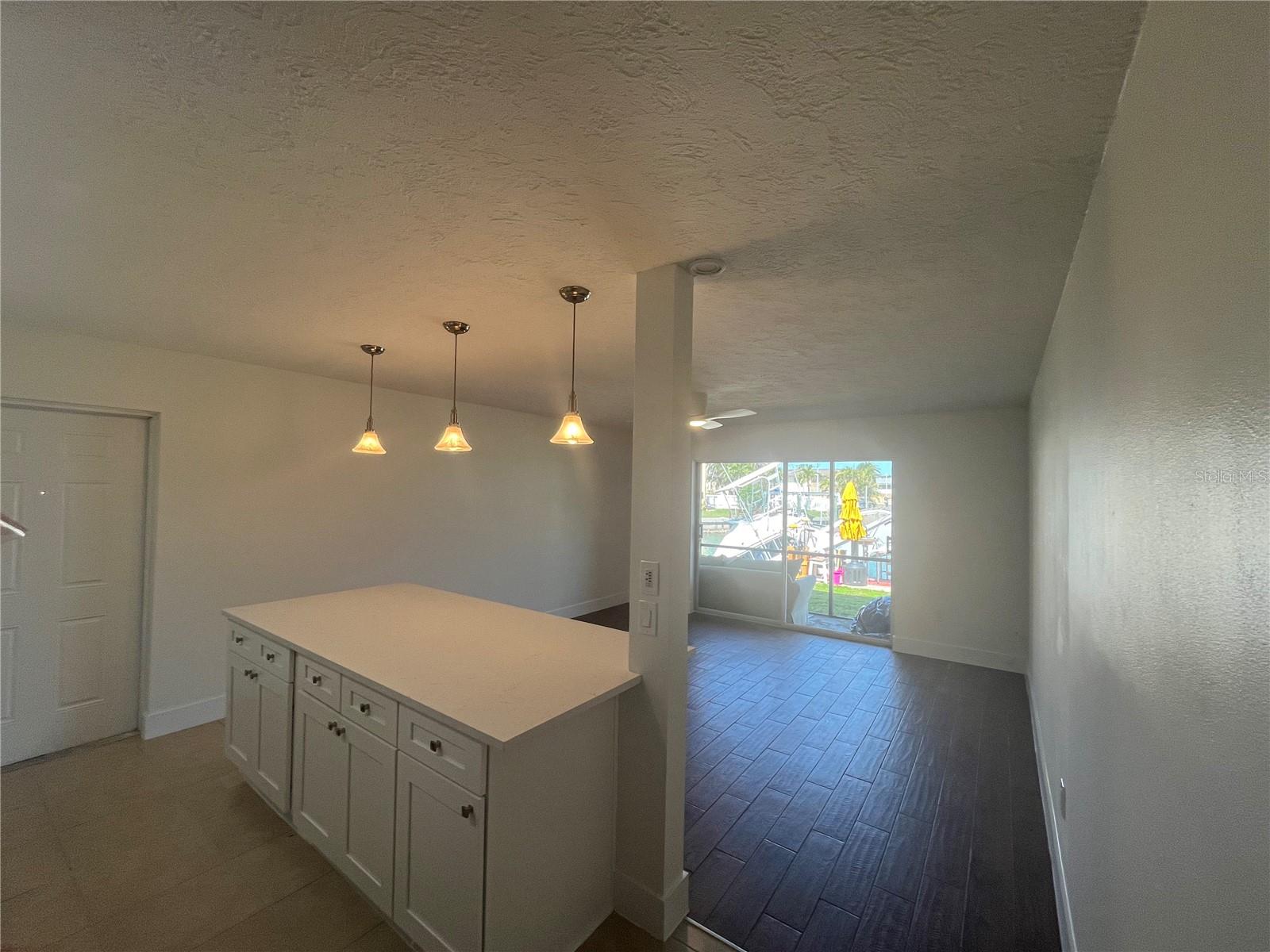 Image 6 of 13 For 240 115th Avenue 1